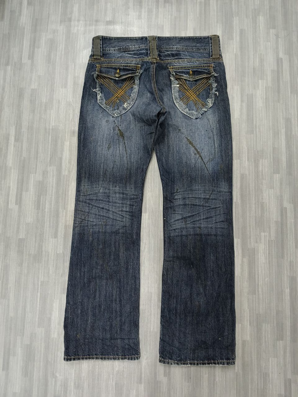 Japanese Brand FLARE SPLATTER WASHED UNBRANDED DENIM PANTS Size US 33 - 3 Thumbnail