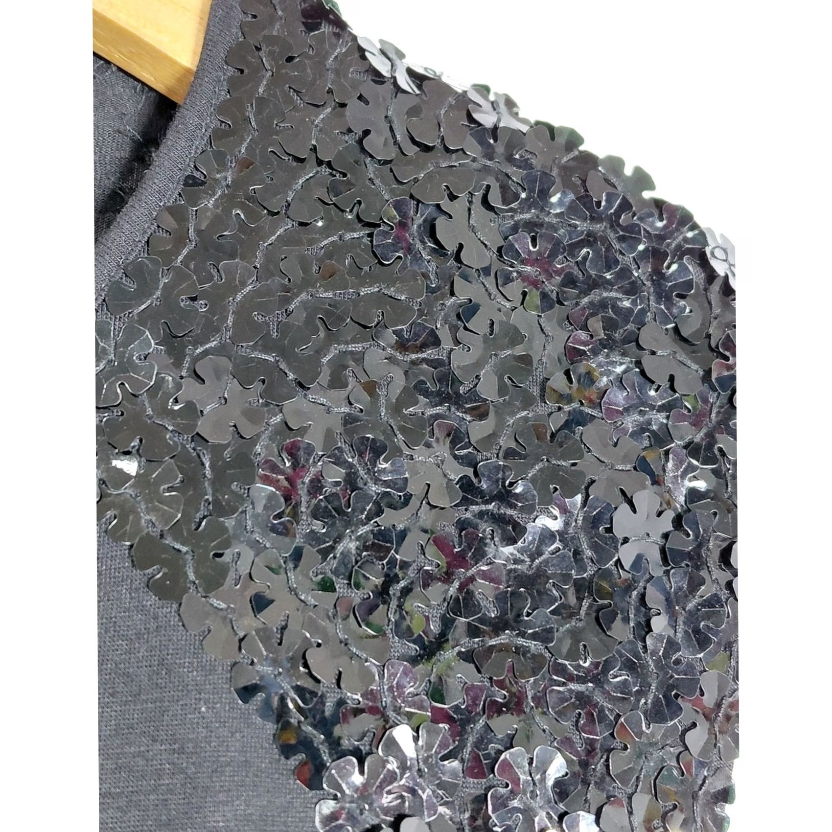 Ted Baker TED BAKER Sequin Shoulder Top Solid Knit Sleeveless Women Size 2 Size XS / US 0-2 / IT 36-38 - 3 Thumbnail