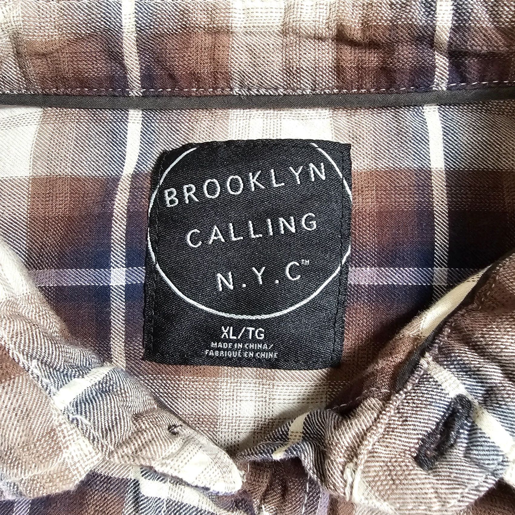 Vintage Brooklyn Calling NYC Button Up Shirt Mens XL Brown White Long Sleeve Plaid Size US XL / EU 56 / 4 - 2 Thumbnail