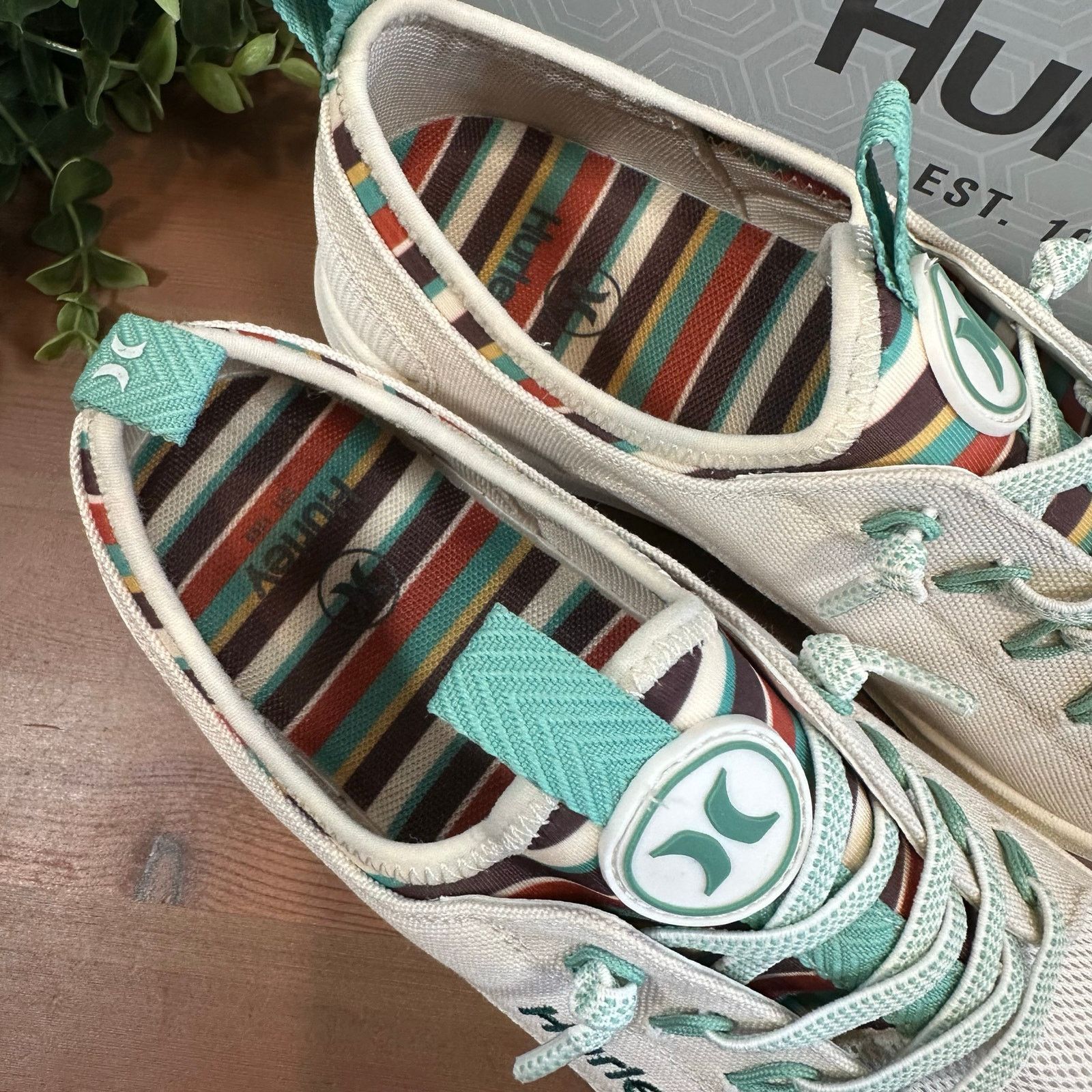 Hurley Hurley Women's Castaic Beige Bungee Shoes Slip On Sneakers Size US 6 / IT 36 - 6 Thumbnail