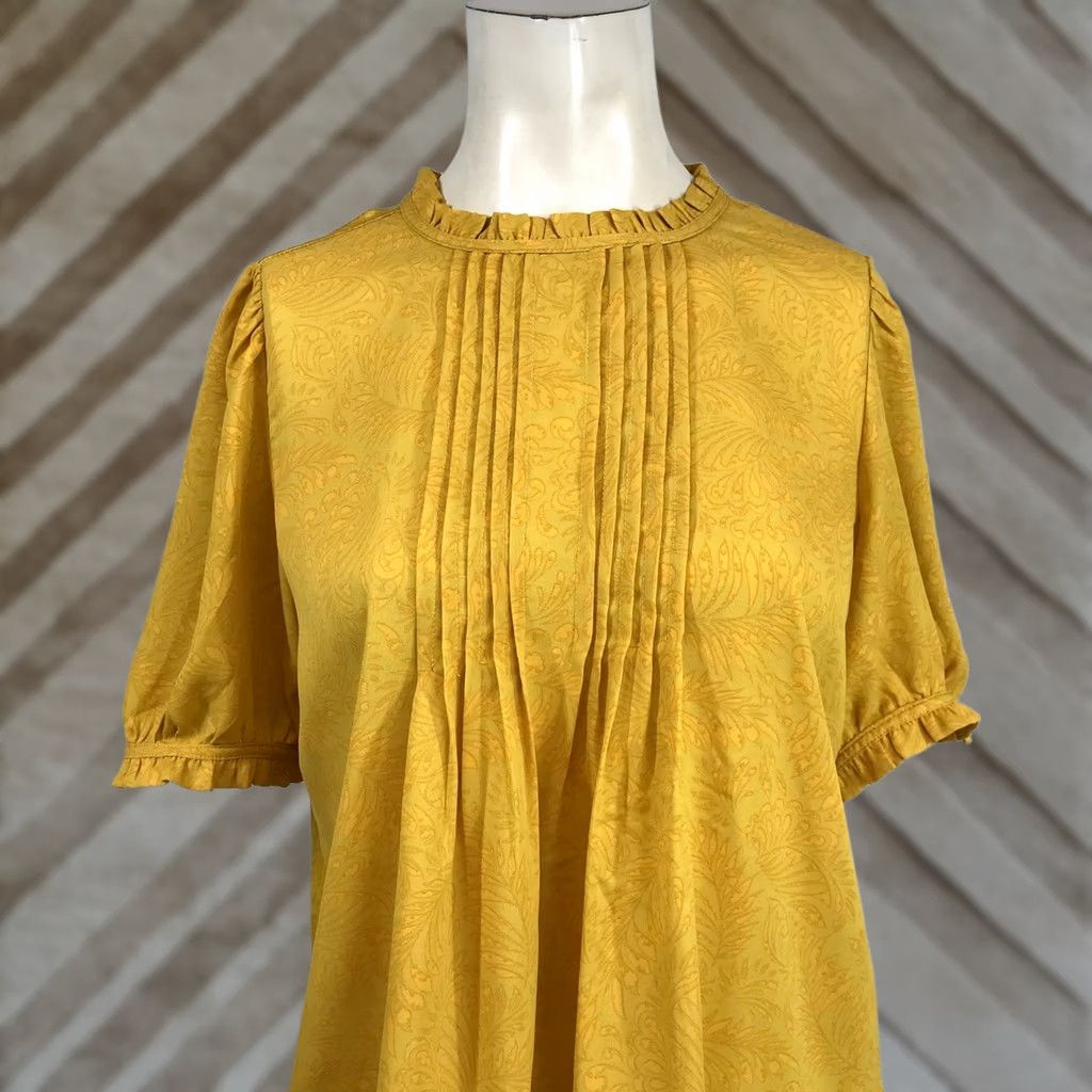 Loft VINTAGE LOFT? No, LOFT Petites Yellow Paisley Jacquard Pintuck Ruffle Neck Puff Sleeve Blouse PS Petites Women Blouse Yellow Paisley Jacquard Size S / US 4 / IT 40 - 1 Thumbnail