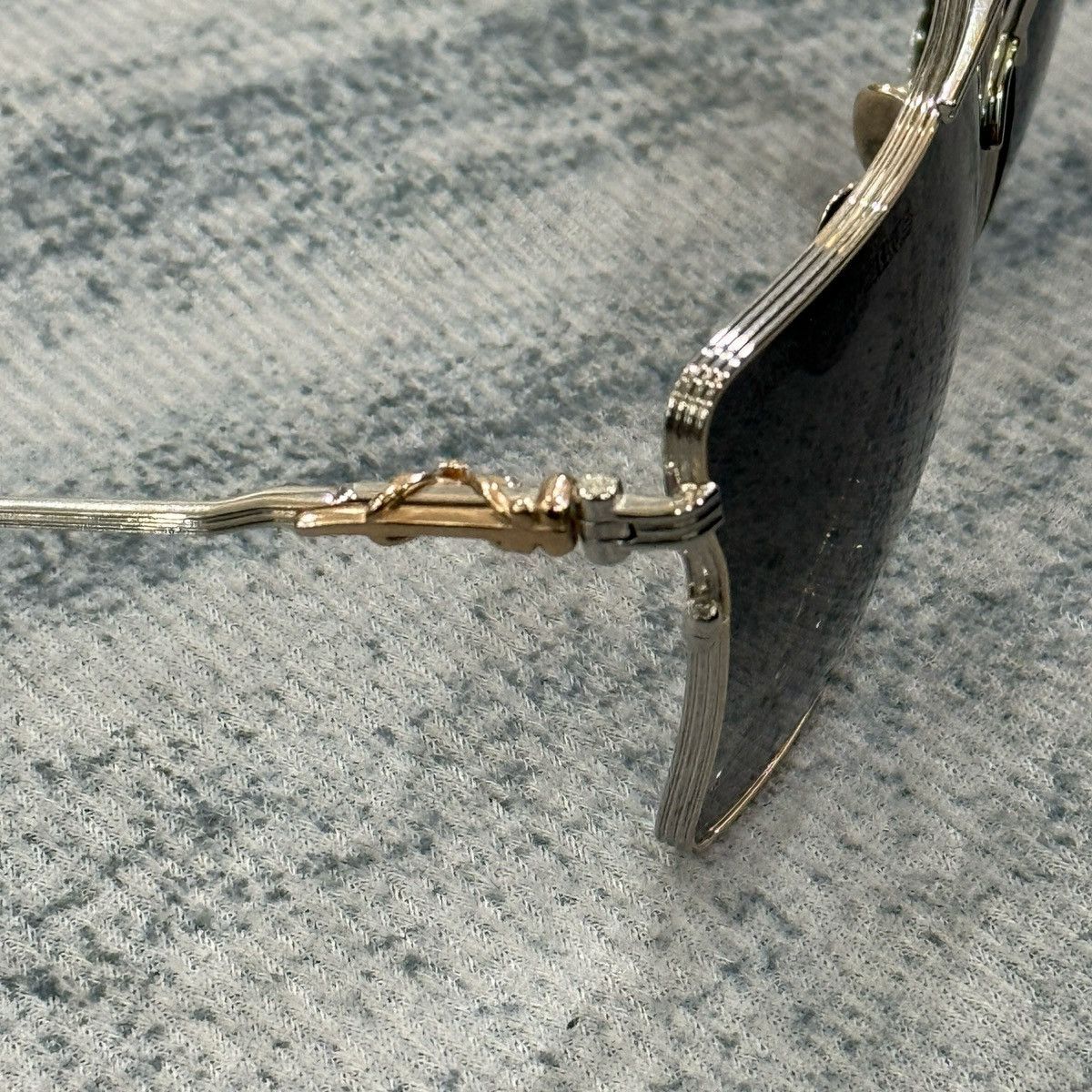 CHROME HEARTS NIPPLY SUNGLASSES