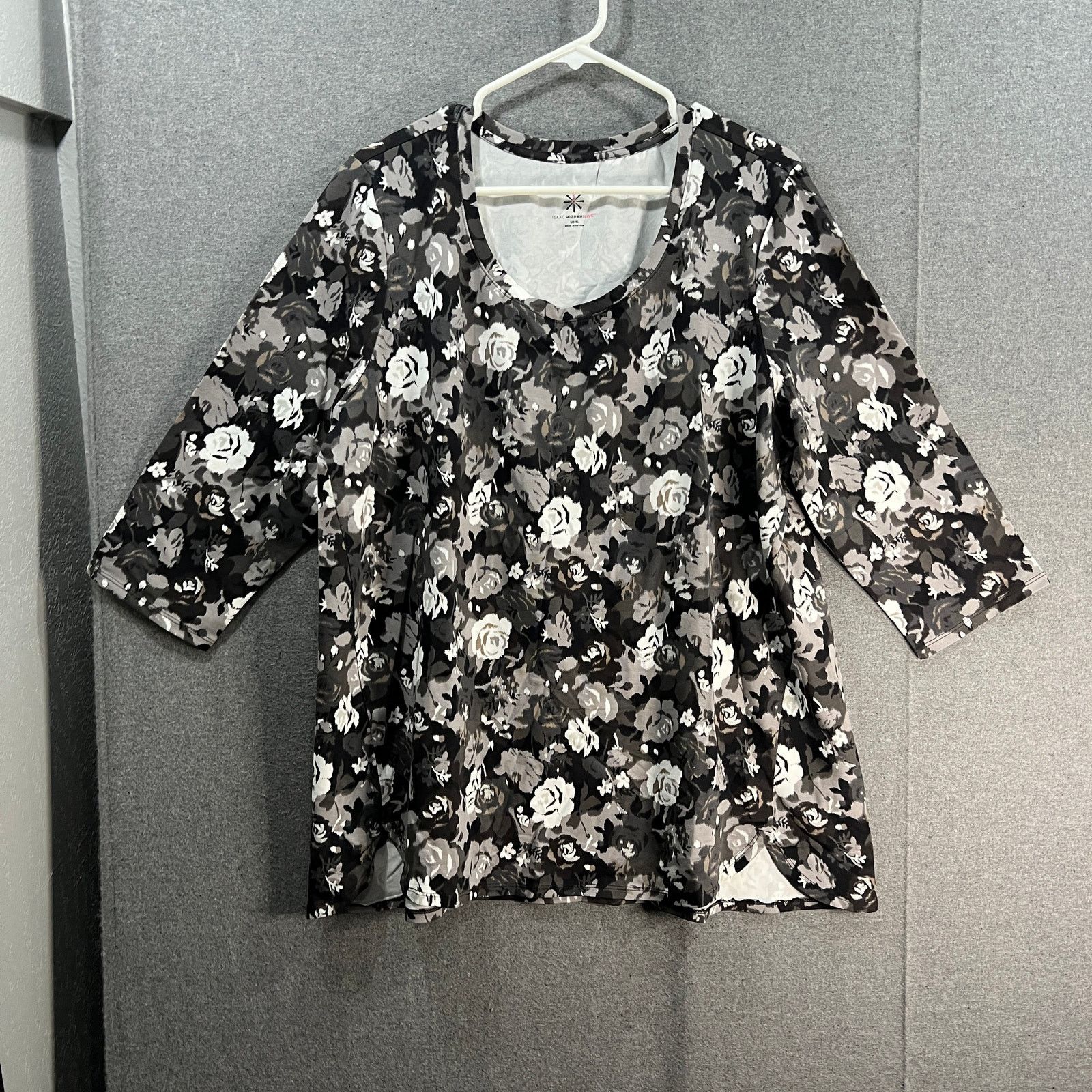 Isaac Mizrahi Isaac Mizrahi Live Regular Printed Scoop Neck Tulip Hem Size XL / US 12-14 / IT 48-50 - 4 Thumbnail