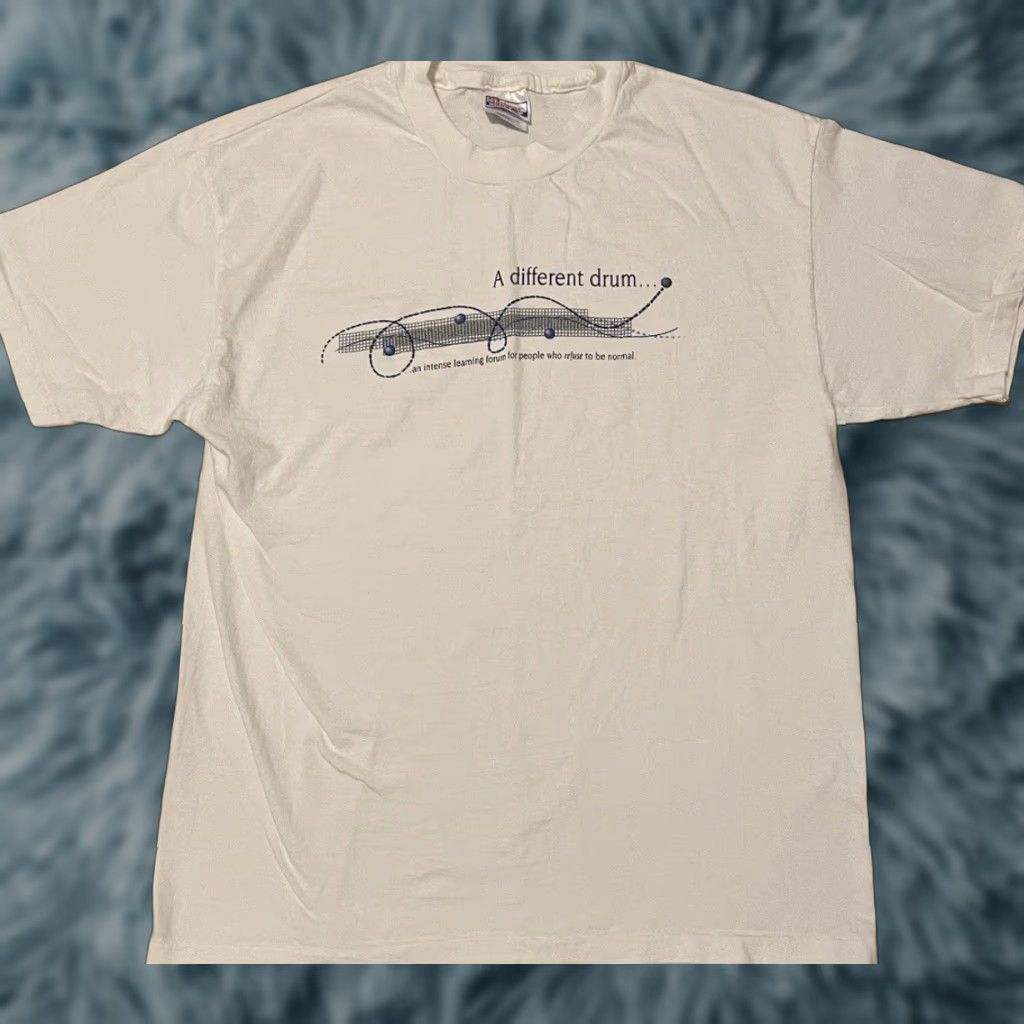 Vintage VINTAGE A Different Drum Shirt L White 90s Synth Pop Concert Band Music Festival Rock Punk 90s Mens T-Shirt Size US L / EU 52-54 / 3 - 1 Thumbnail