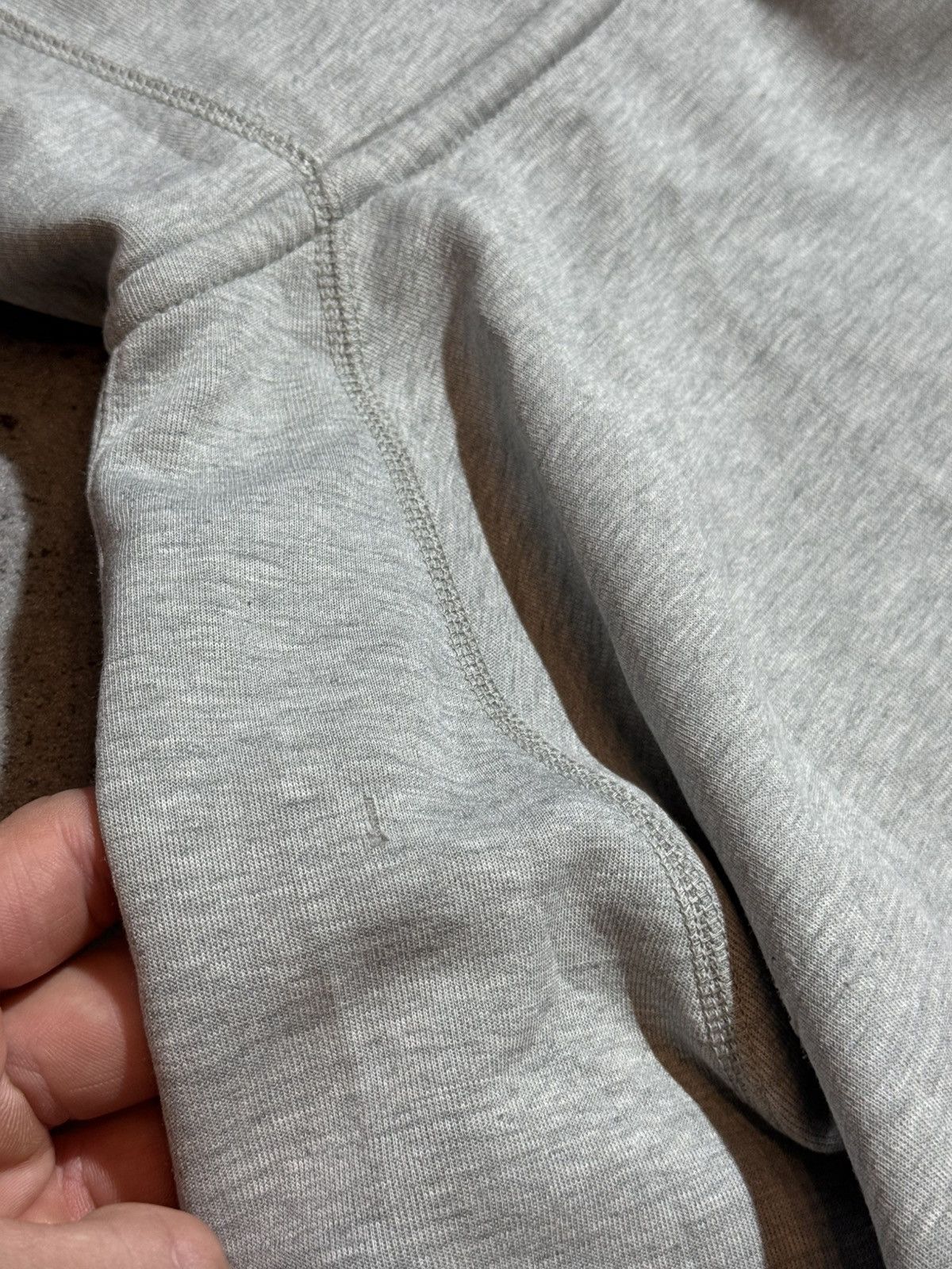 Nike Nike Tech Fleece Grey Black Swoosh Hoodie XL Hype Streetwear Size US L / EU 52-54 / 3 - 8 Thumbnail