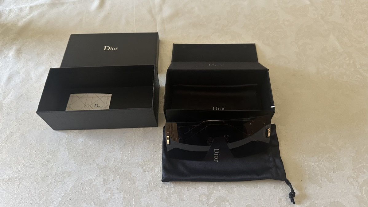 Dior Dior 30Montaigne M1U Sunglasses Size ONE SIZE - 7 Thumbnail
