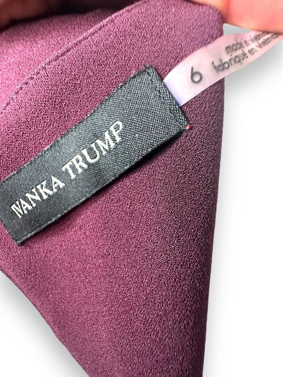 Designer Ivanka Trump Plum Sheath Dress With Sunburst Pleats 6 Size M / US 6-8 / IT 42-44 - 6 Thumbnail