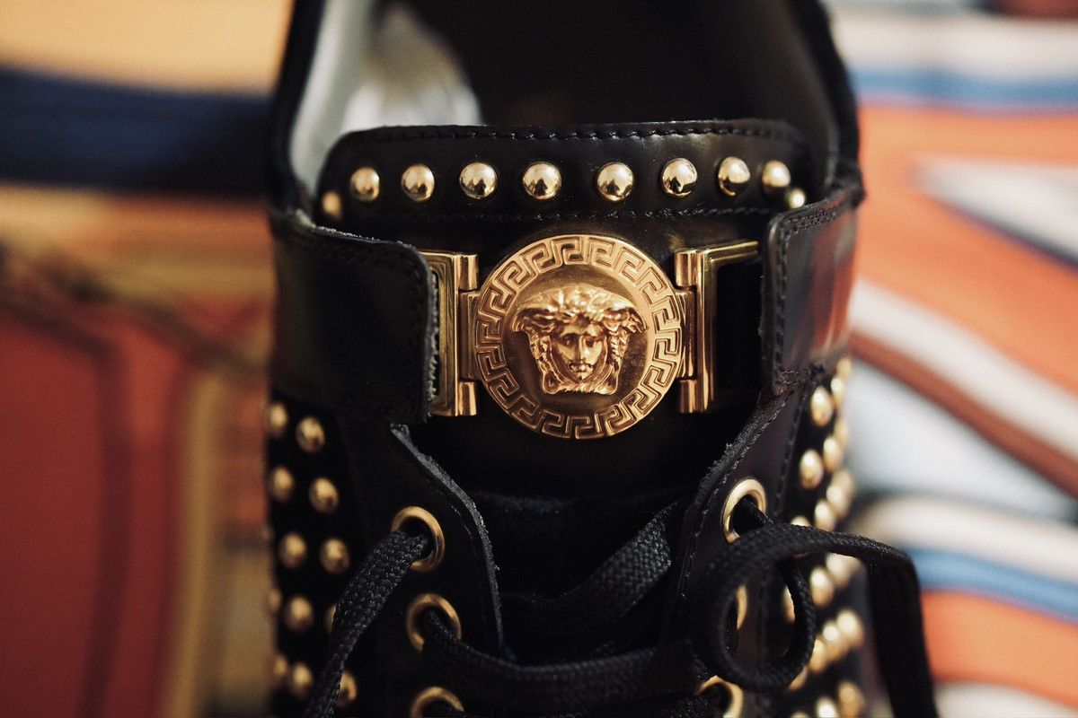 Versace Versace rivet casual shoes Size US 7 / EU 40 - 8 Thumbnail