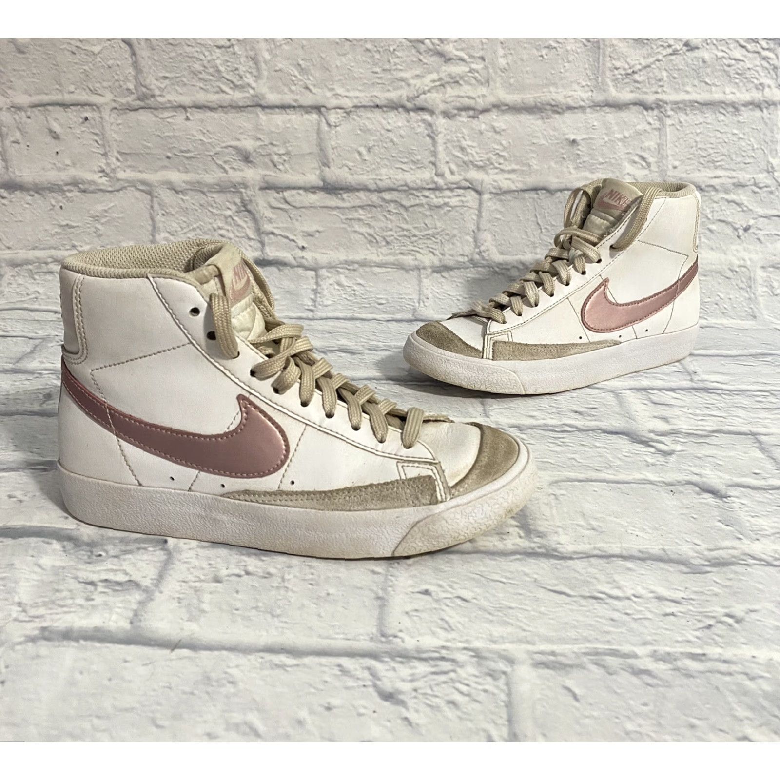 Nike Nike Blazer Mid 77 GS White Pink Glaze Shoes Womens 5.5 DA4086-105 Size S / US 4 / IT 40 - 2 Thumbnail
