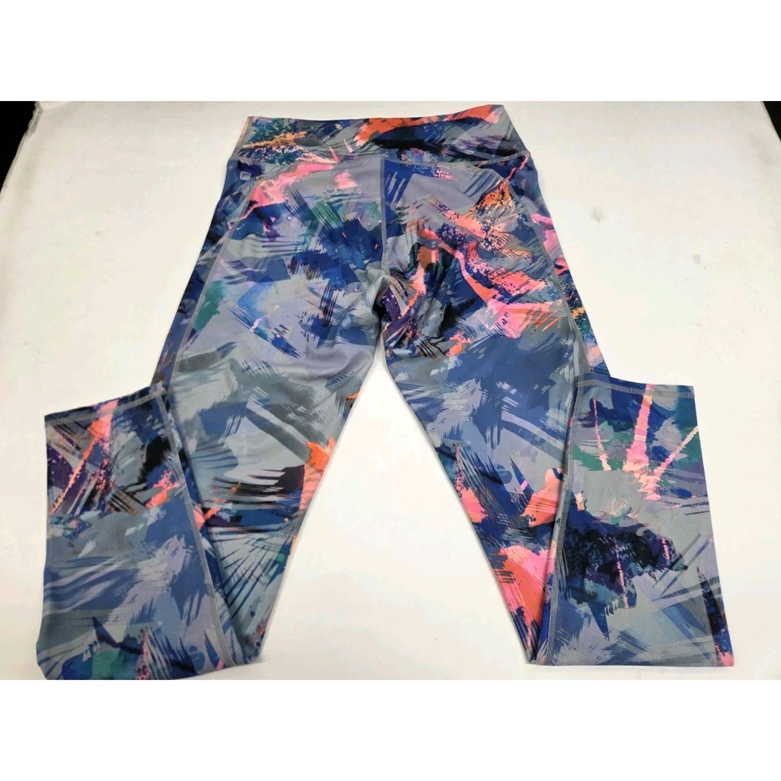 Fabletics Fabletics Lisette High Waisted Capri Leggings Womens L Multicolor Abstract 27in Inseam Capris Skinny Yoga Gym Running L/10-12 NWT Size 36" / US 14 / IT 50 - 2 Thumbnail