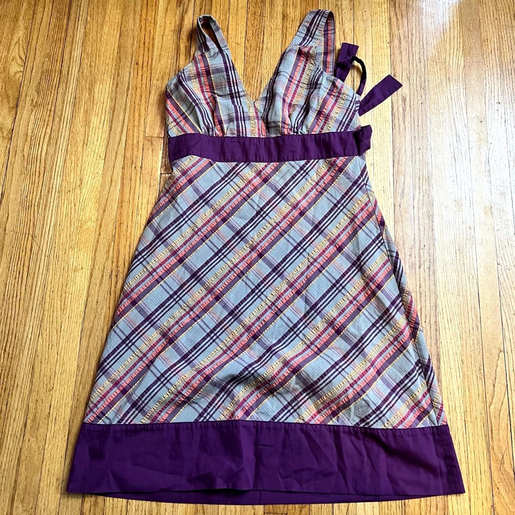 Patagonia Patagonia Dress Womens 10 Mini Plaid Seersucker Netty Purple Short Size 10 Womens Size L / US 10 / IT 46 - 2 Thumbnail