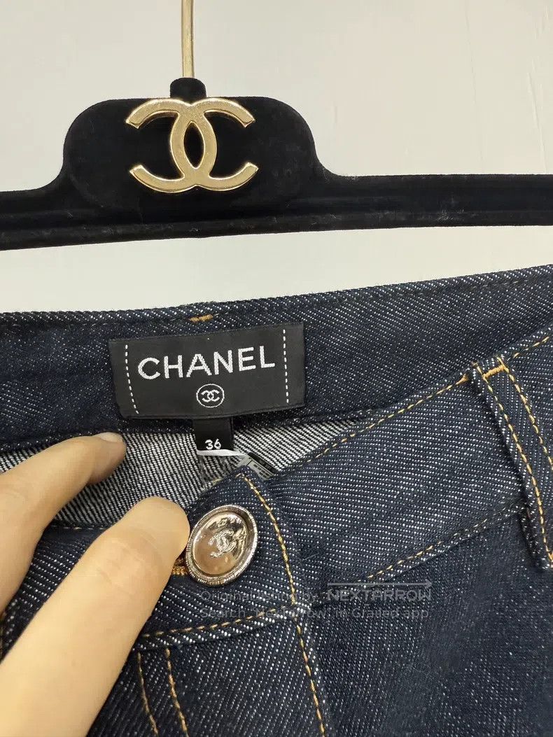Chanel Chanel 25C dark blue pocket cc logo primary colour jeans Size 24" / US 00 / IT 34 - 3 Thumbnail
