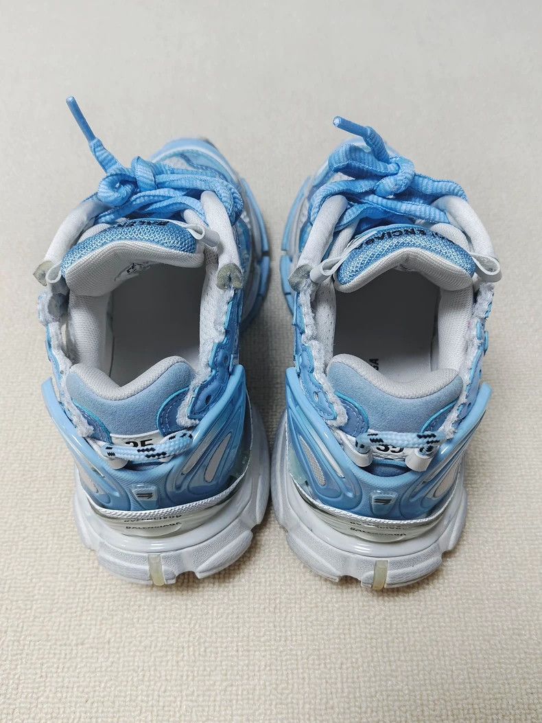 Balenciaga Balenciaga size 35 Runner Low Top Shoes 2502-Nextarrow Size US 5 / EU 37 - 3 Thumbnail