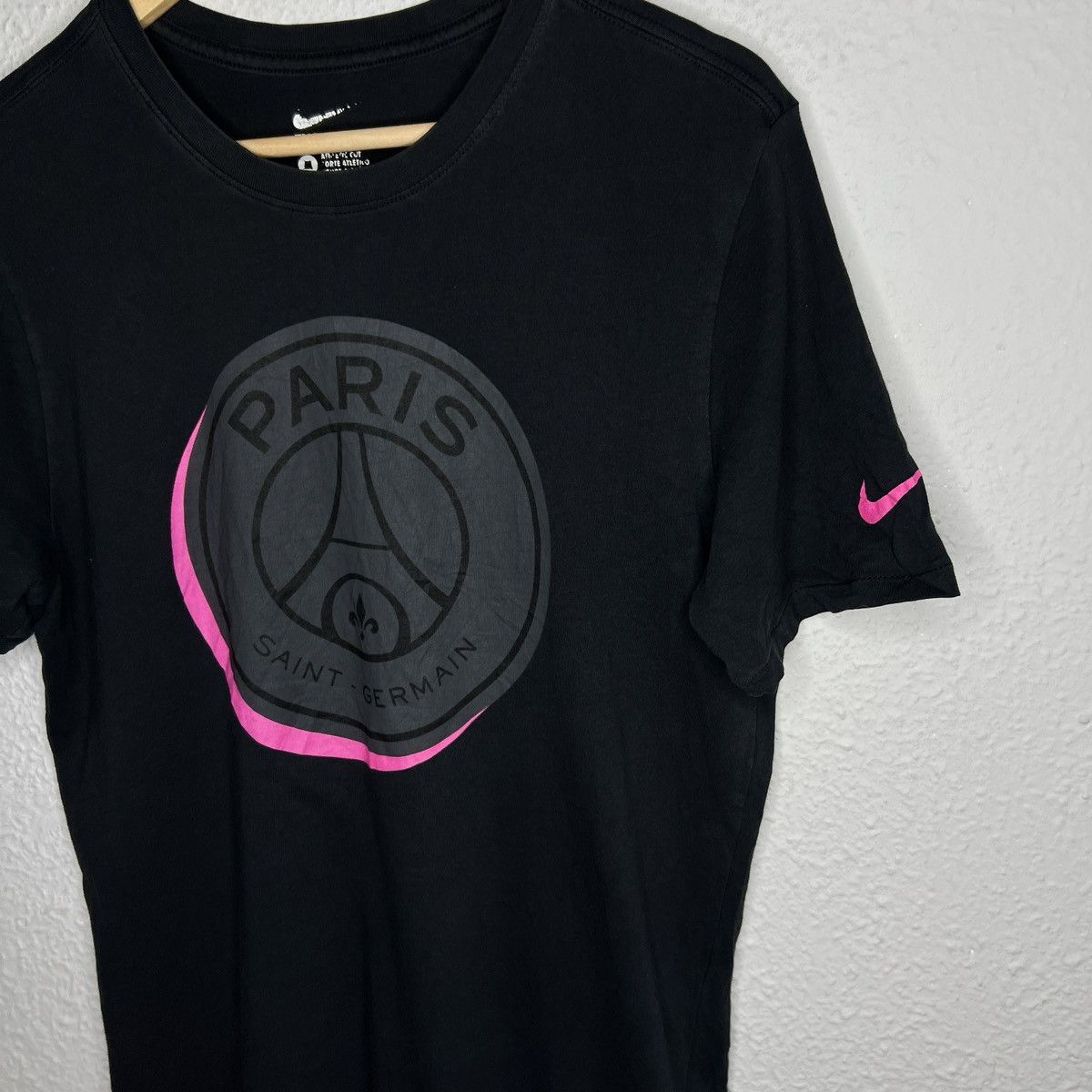 Nike Nike PSG Paris Saint Germain Tee Tshirt Black Print Big Logo Size US M / EU 48-50 / 2 - 3 Thumbnail