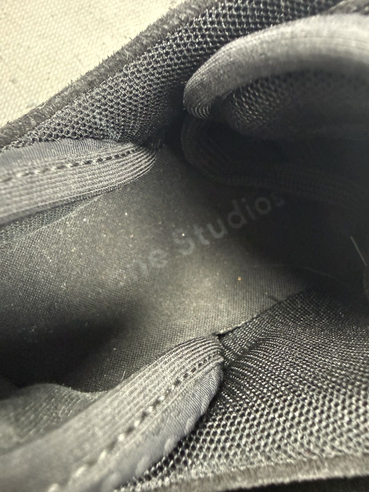 Acne Studios Acne Studios Rockaway Triple Black Suede Leather Sneakers Size US 5 / IT 35 - 11 Thumbnail
