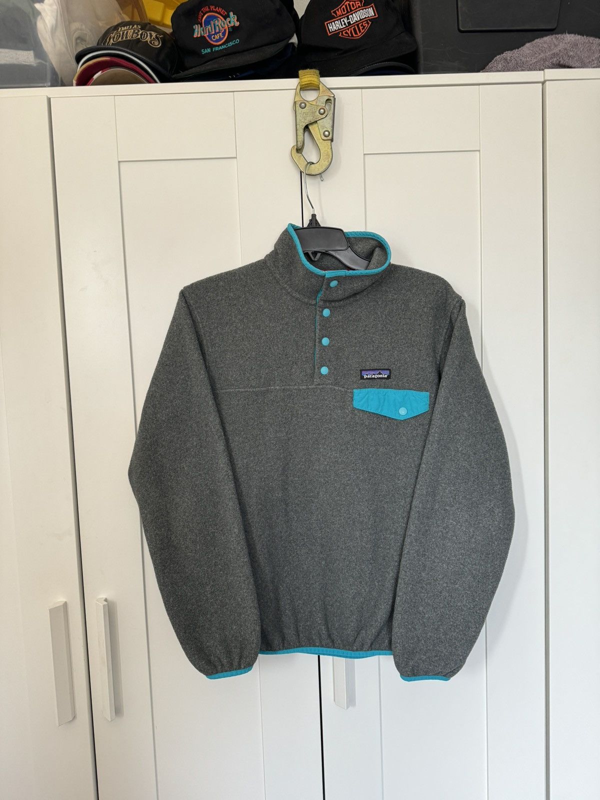 image of Vintage Mens Fleece Patagonia Y2K Outdoor Life, Japanes Bran in Grey (Size Small)