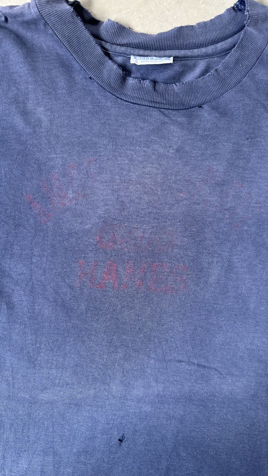 Vintage VINTAGE HANES WELL FADED & DISTRESSED TEE Size US L / EU 52-54 / 3 - 2 Thumbnail