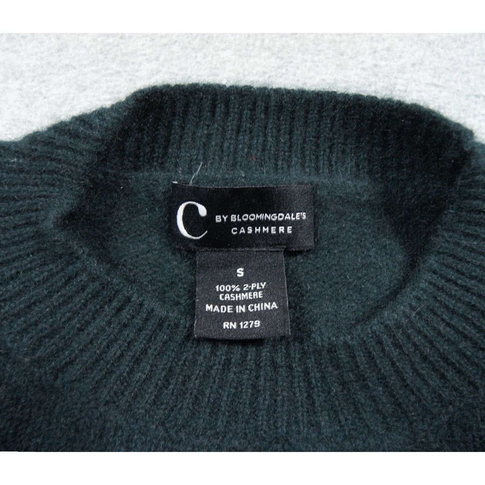 Bloomingdale's C by Bloomingdales Sweater Womens Small Green Cashmere 2Ply Knit Pullover Size S / US 4 / IT 40 - 5 Thumbnail