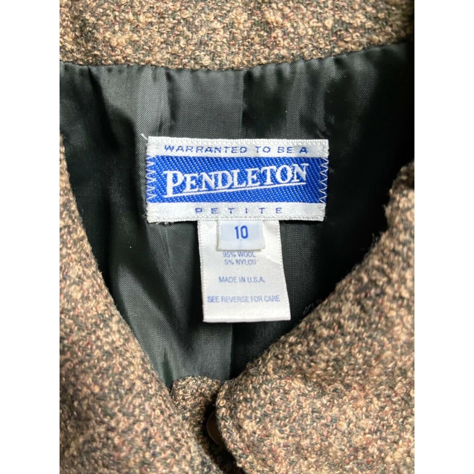 Pendleton VINTAGE Pendleton Wool Crop Blazer USA Women's Size 10P Brown Size L / US 10 / IT 46 - 2 Thumbnail