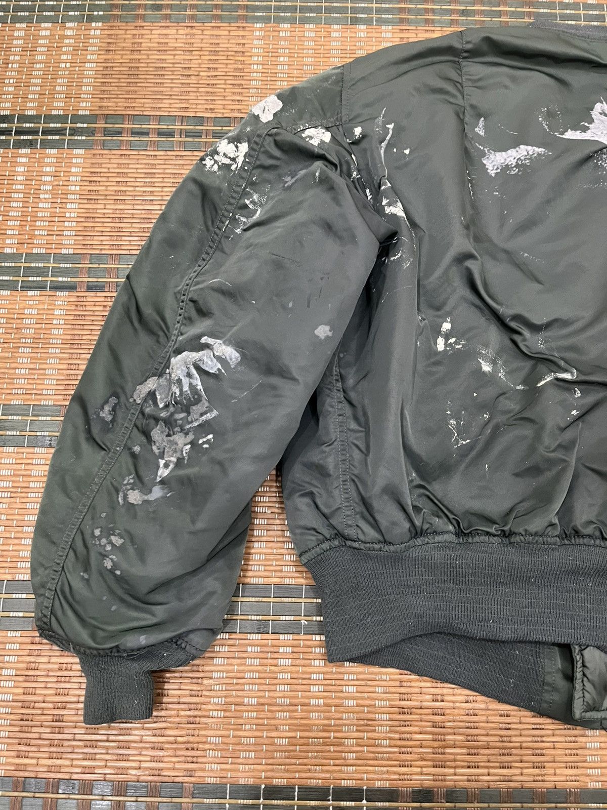 Alpha Industries Alpha Industries Inc Paint Splash MA 1 Bomber Jacket Size US L / EU 52-54 / 3 - 10 Thumbnail