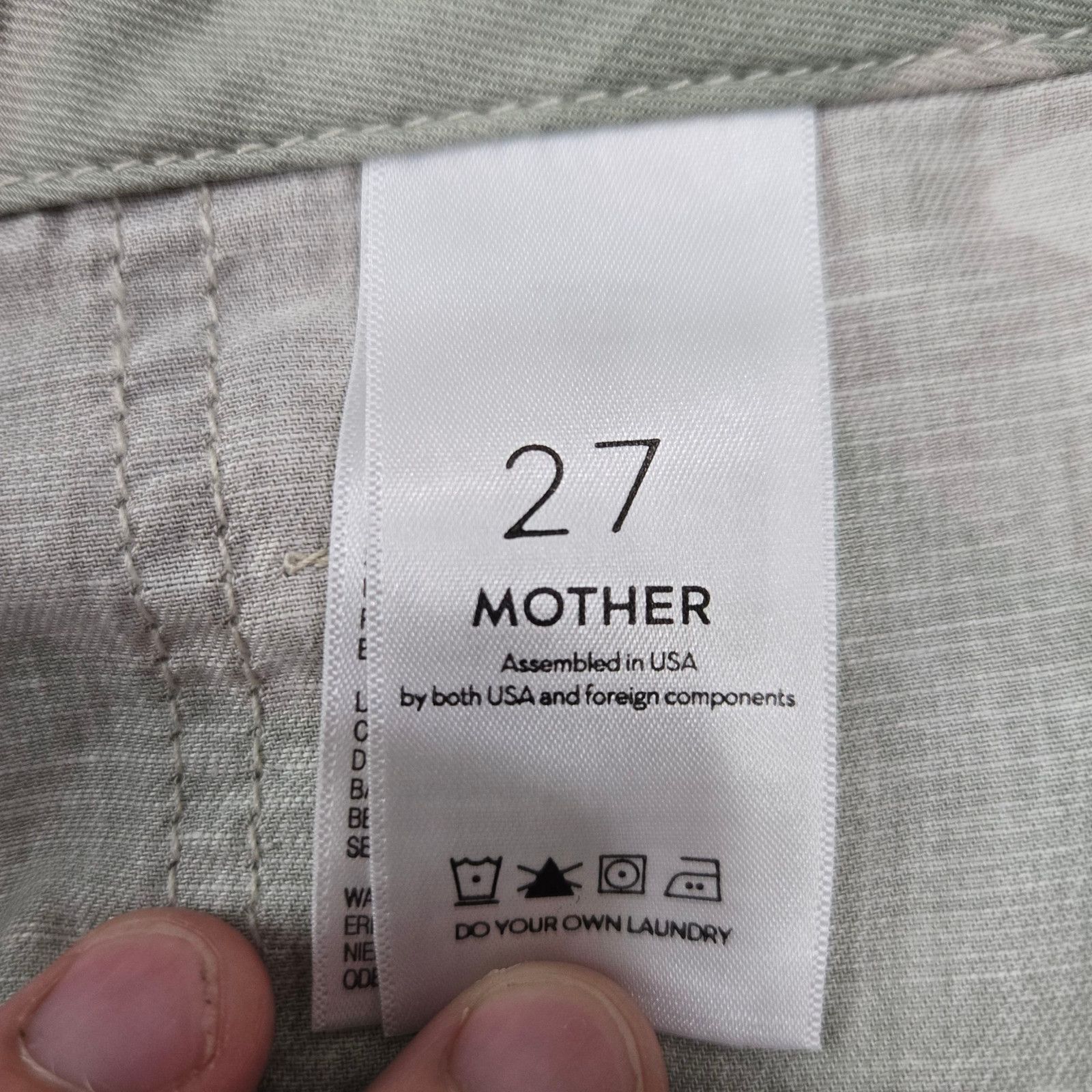 MOTHER Mother Shaker Chop Crop Fray Green Camo Pants Size 27 Size 27" / US 4 / IT 40 - 6 Thumbnail