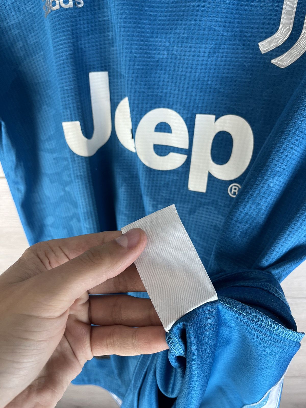 Adidas Men’s soccer jersey Adidas Juventus #7 Ronaldo size L Size US L / EU 52-54 / 3 - 10 Thumbnail