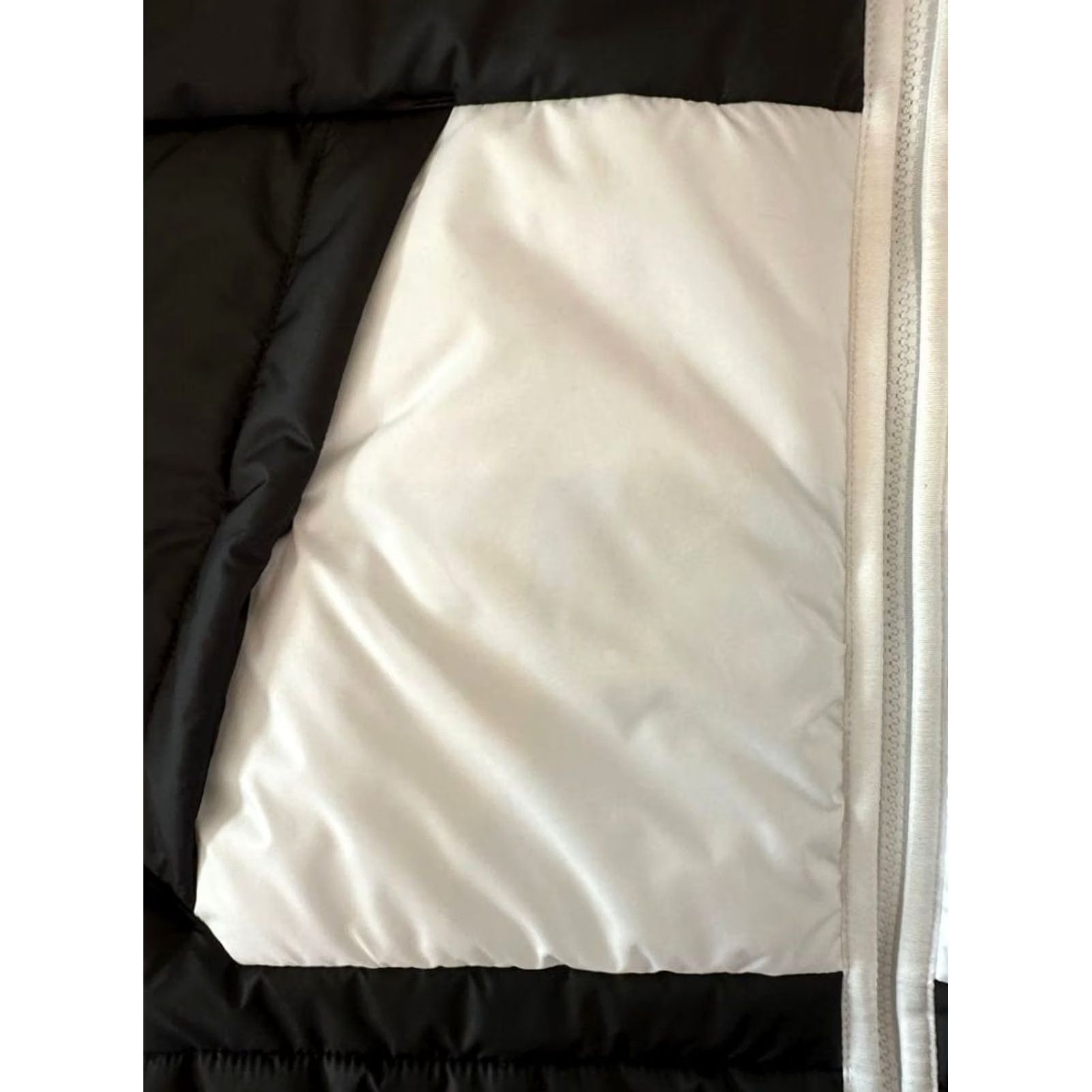 Nike NIKE Therma-FIT Down Jacket M White DD6858-100 MensSize M White Down Jacket Size US M / EU 48-50 / 2 - 6 Thumbnail