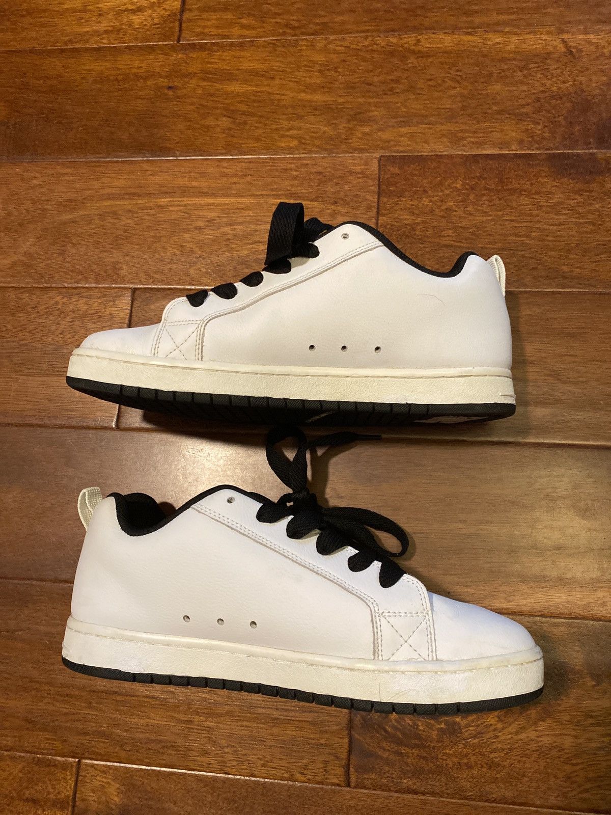 DC × Vintage Chunky DC Skater Shoes Size US 12 / EU 45 - 2 Thumbnail