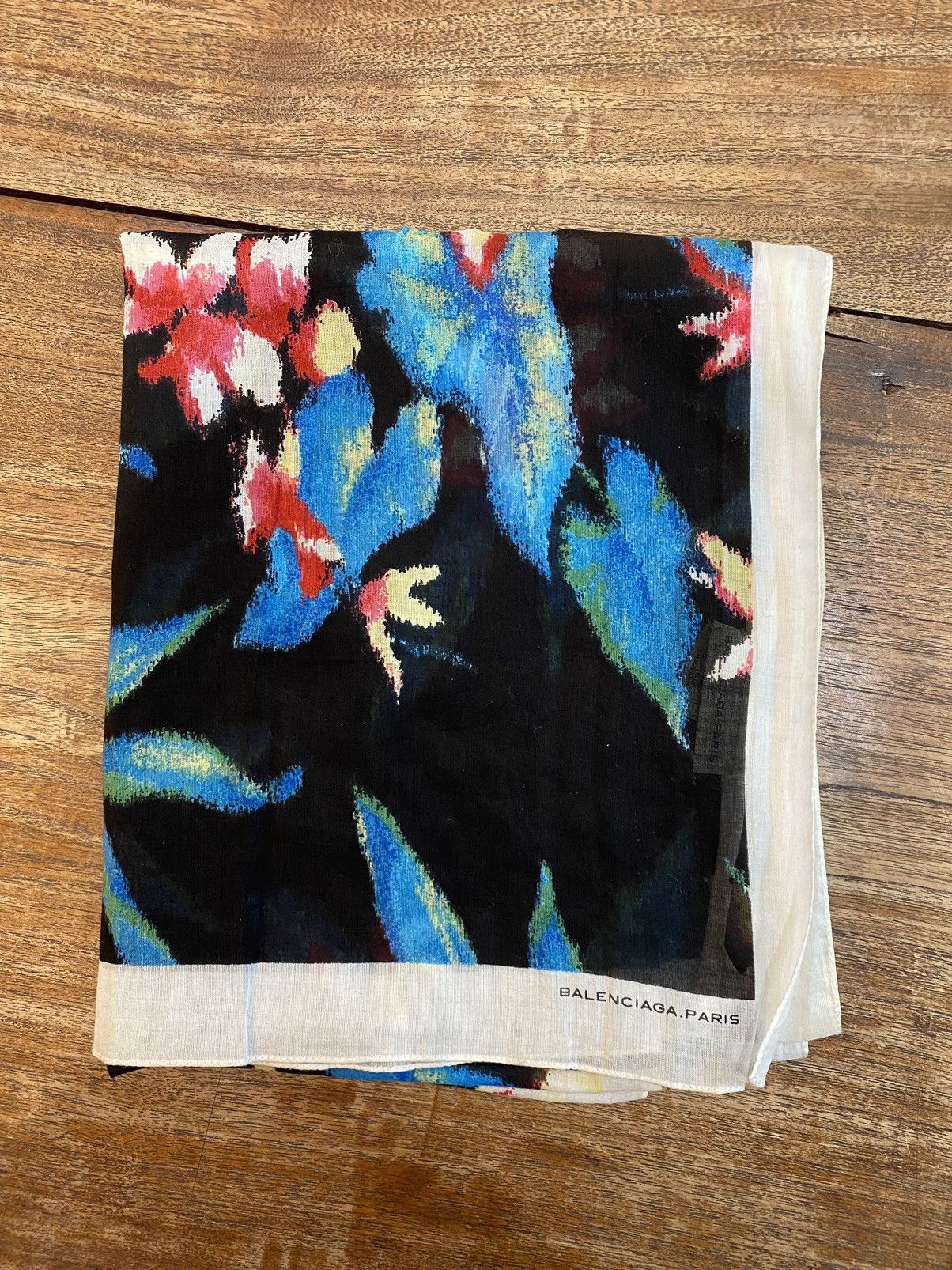 Balenciaga Balenciaga Paris SS13 Floral Cotton Shirt & Scarf Size US M / EU 48-50 / 2 - 10 Thumbnail