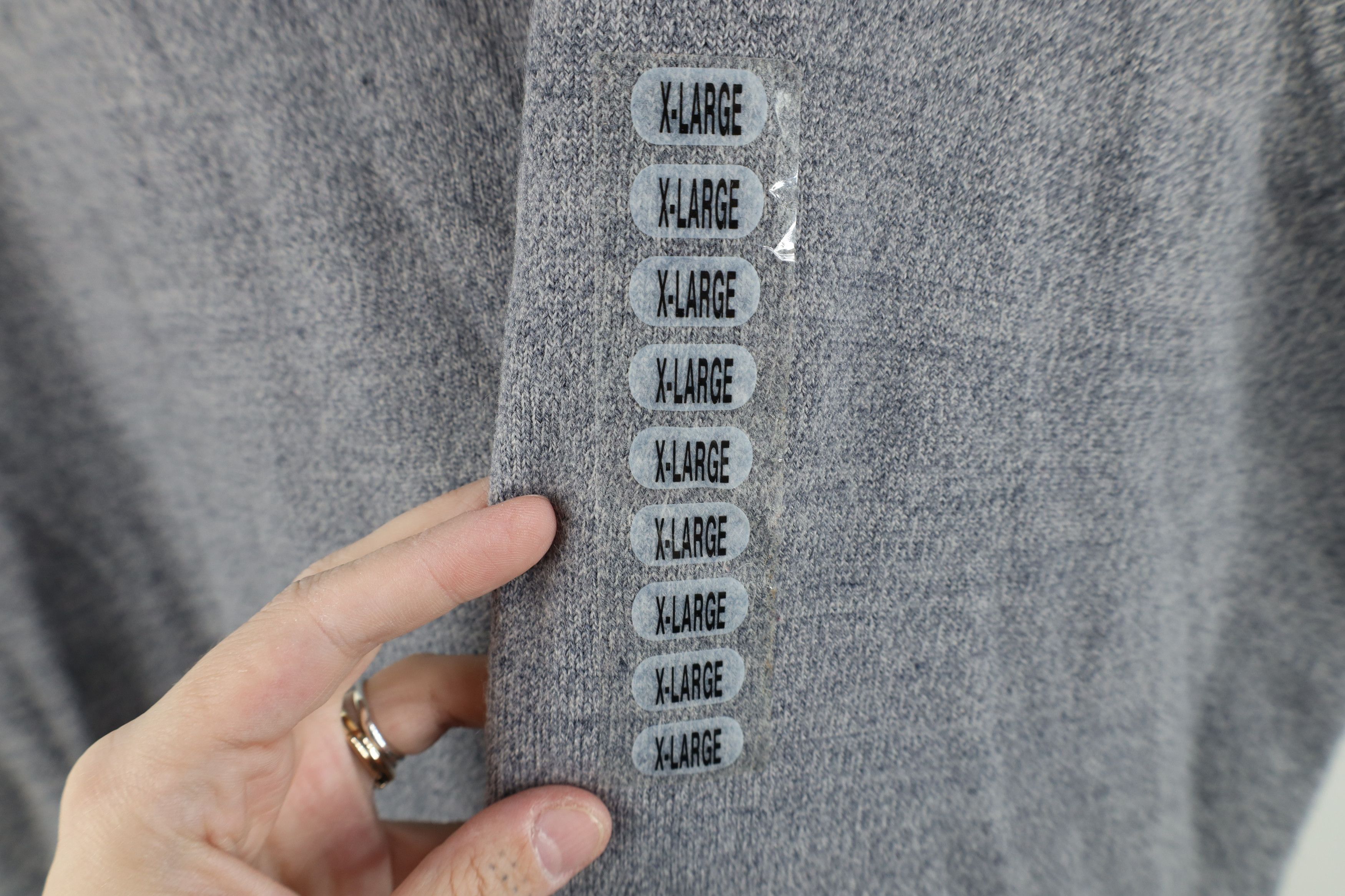 Vintage Deadstock Vintage 90s Streetwear Knit Sweater Vest Gray Size US XL / EU 56 / 4 - 4 Thumbnail