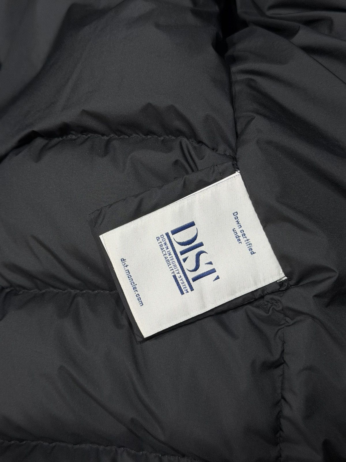 Moncler Moncler Arneb Light Down Jacket size 4 - black (+ guarantee) Size US M / EU 48-50 / 2 - 13 Thumbnail