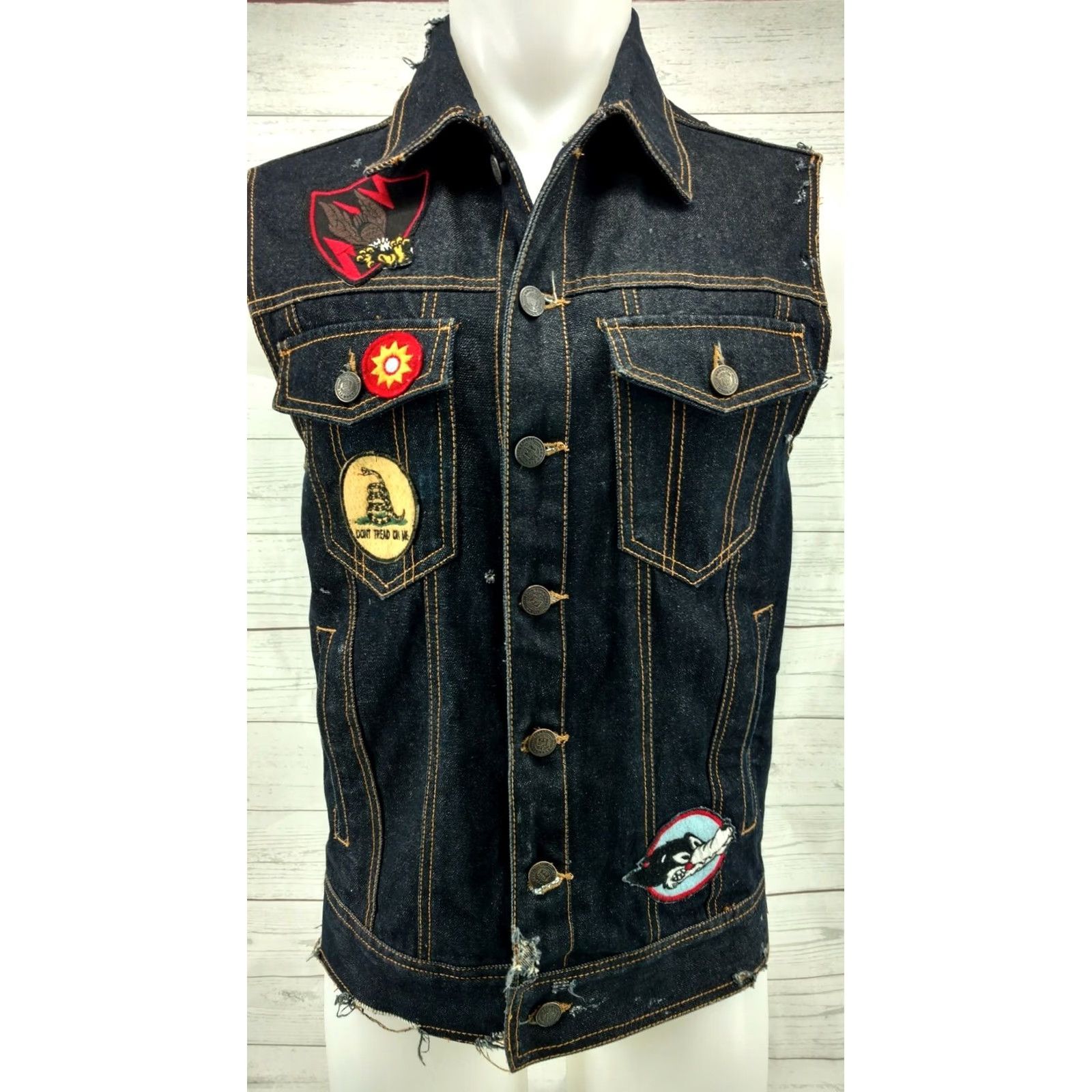 Born Born Fly Blue Denim Distressed Patch Pockets Jean Vest Men's Medium Size US 31 - 3 Thumbnail