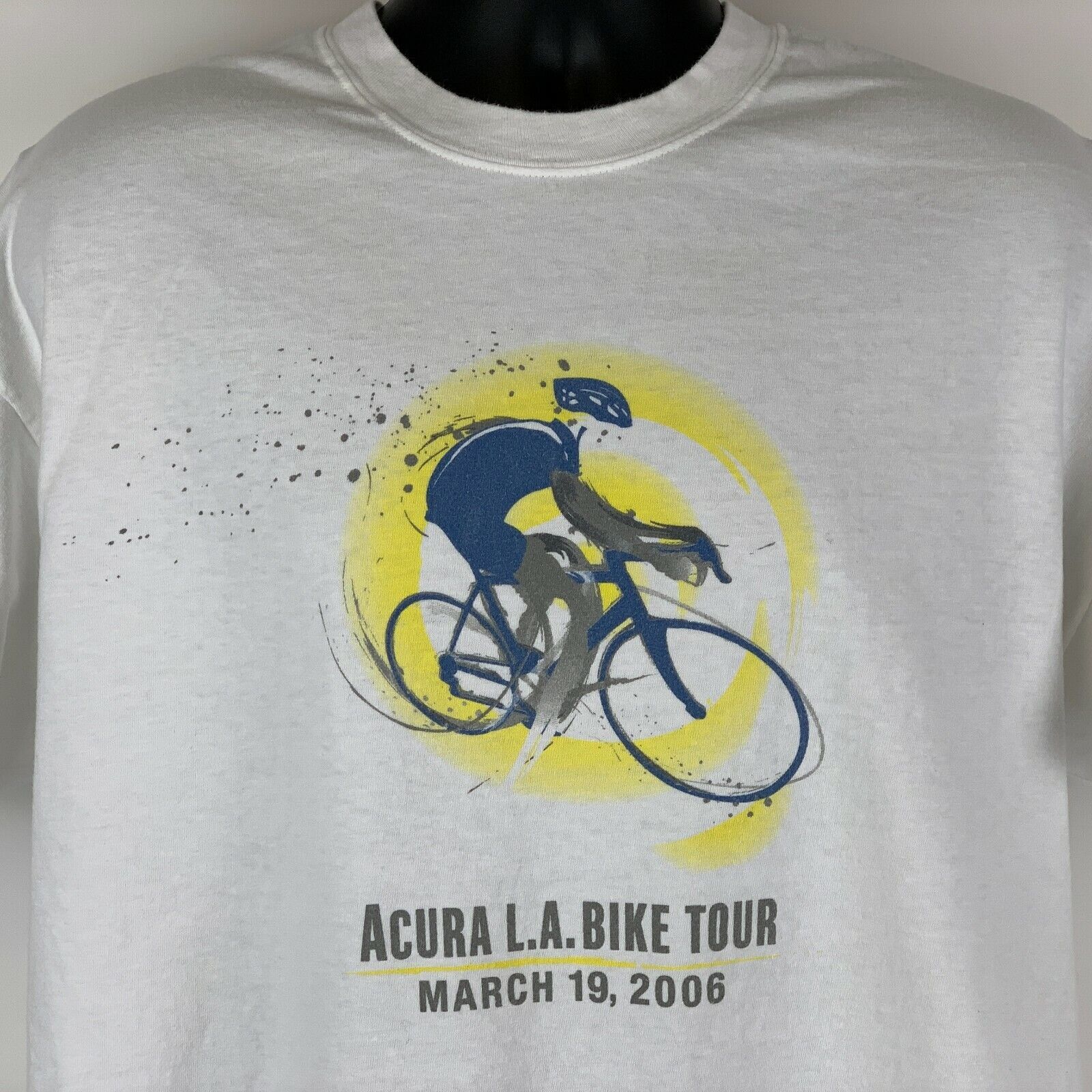 Vintage Vintage Y2Ks Acura LA Bike Tour T Shirt White XL X-Large Size US XL / EU 56 / 4 - 5 Thumbnail