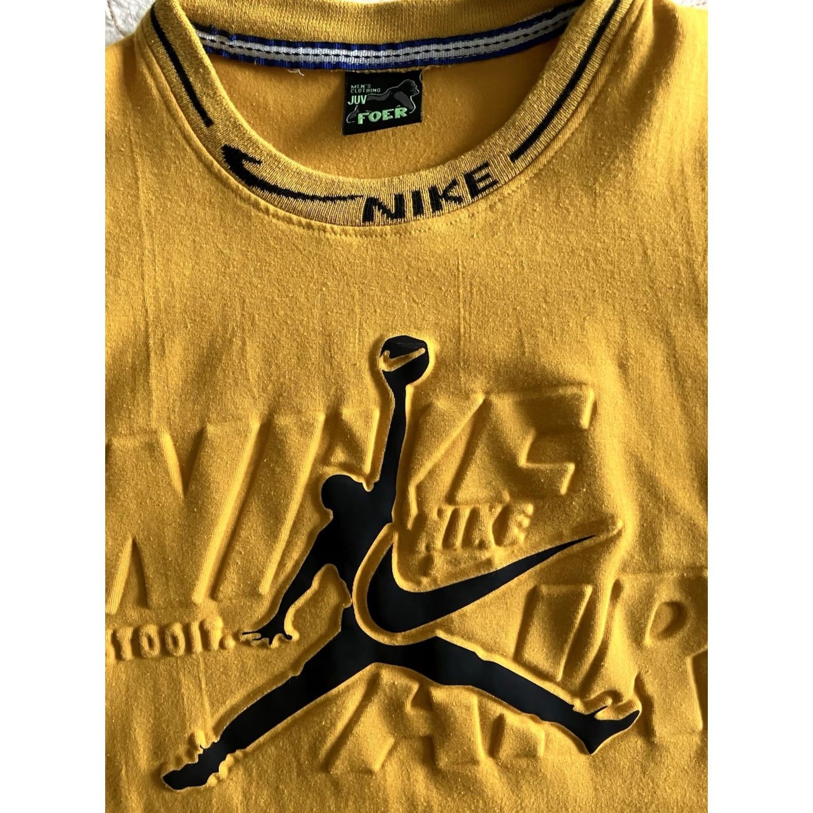 Nike JUV Men’s Clothing Nike Air Boot Leg 3D T Shirt Size S Yellow Retro Mens Size US S / EU 44-46 / 1 - 2 Thumbnail
