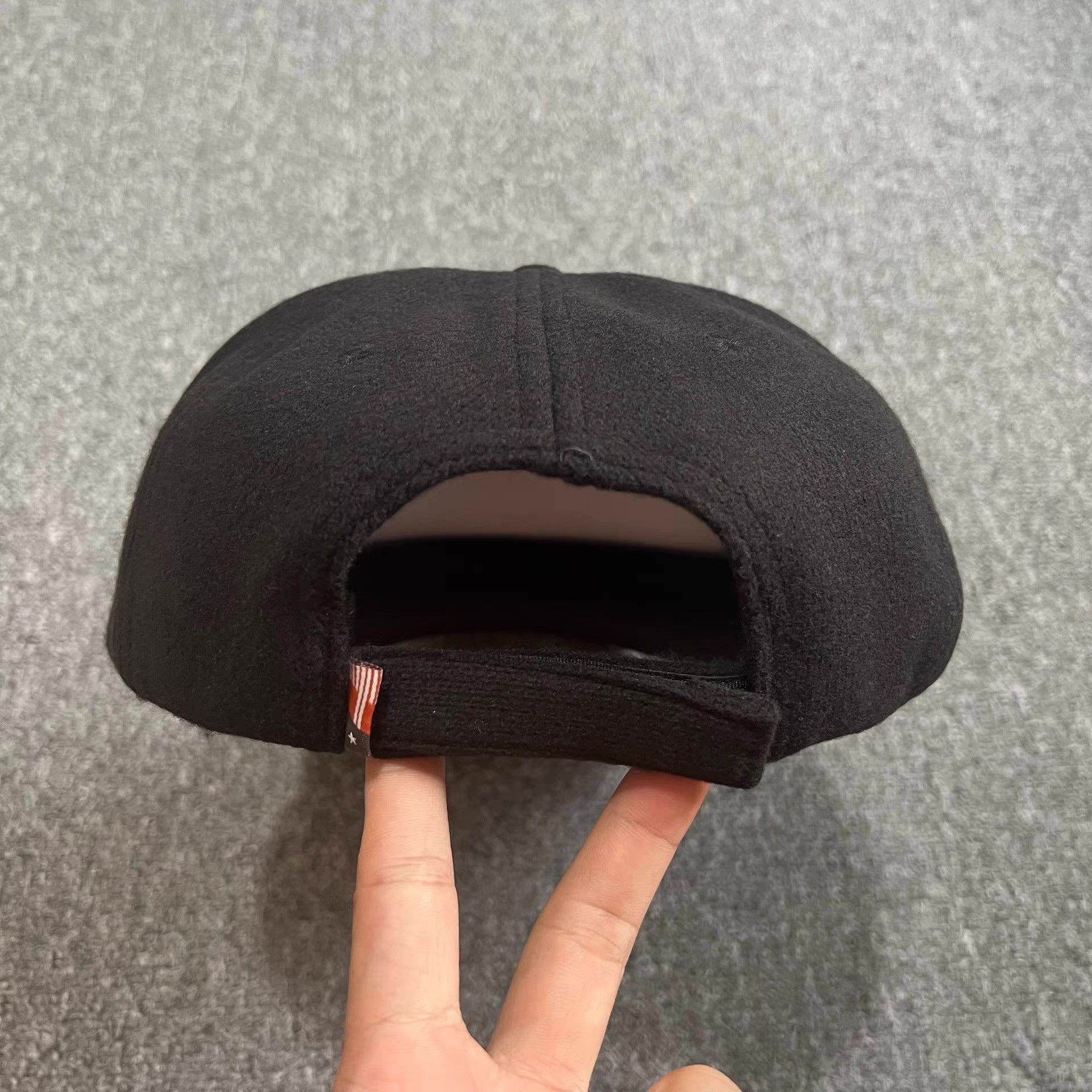Honor the Gift Honor the gift embroidered woolen brim baseball cap Q7 Size ONE SIZE - 5 Thumbnail
