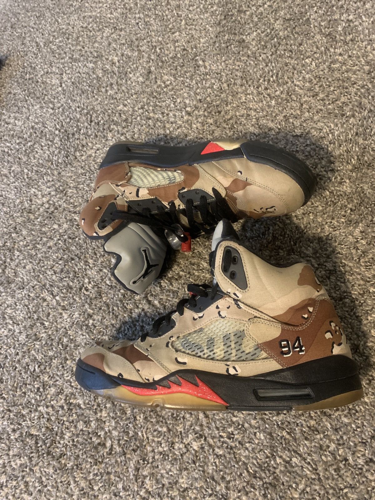 camo jordan 5 supreme