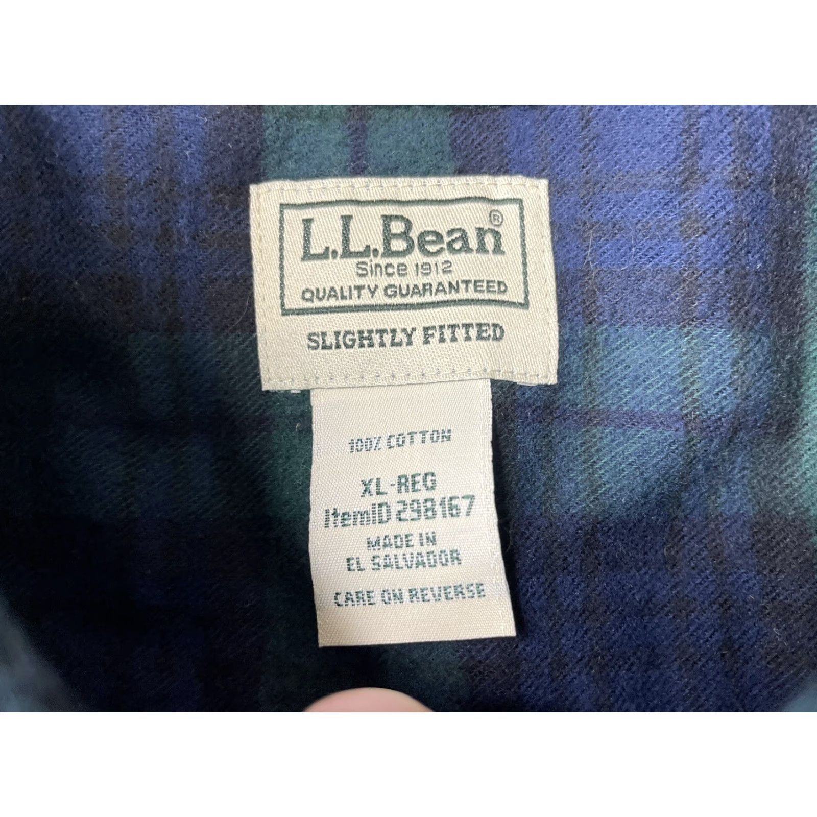 Vintage VINTAGE LL Bean Mens XL Slightly Fitted Plaid Cotton Shirt Blue Green Flannel Button-Up Long Sleeve 33 26.5 27 Mens XL Blue/ Green Size US XL / EU 56 / 4 - 3 Thumbnail