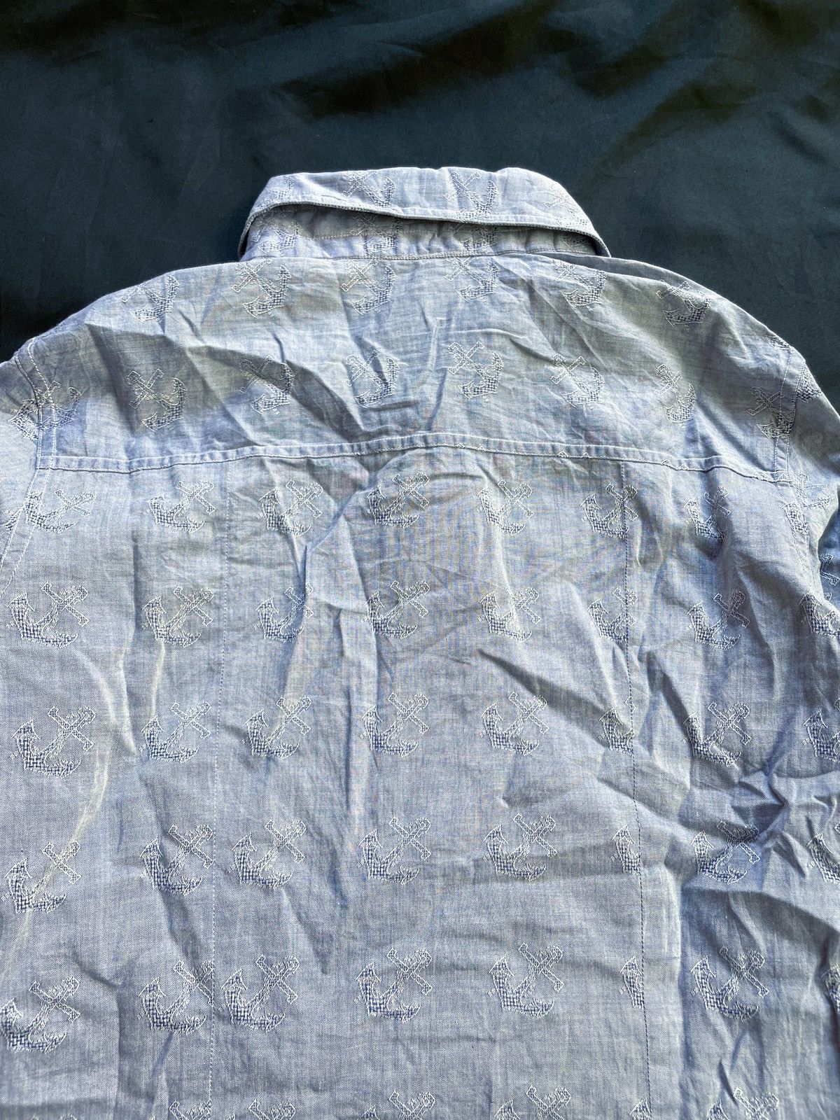 Gucci GUCCI 70S ANCHOR EMBOSSED BUTTON DOWN SHIRT Size S / US 4 / IT 40 - 9 Thumbnail