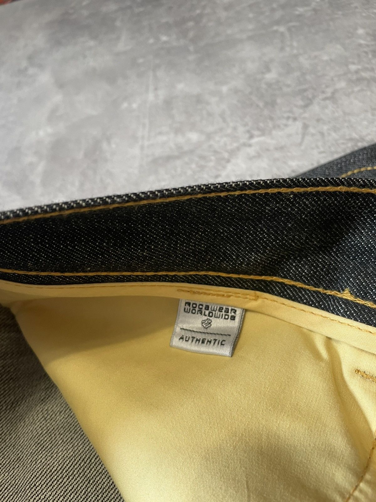 Rocawear × Vintage Vintage Rocawear Embroidered Logo Baggy Denim Shorts Size US 38 / EU 54 - 9 Thumbnail