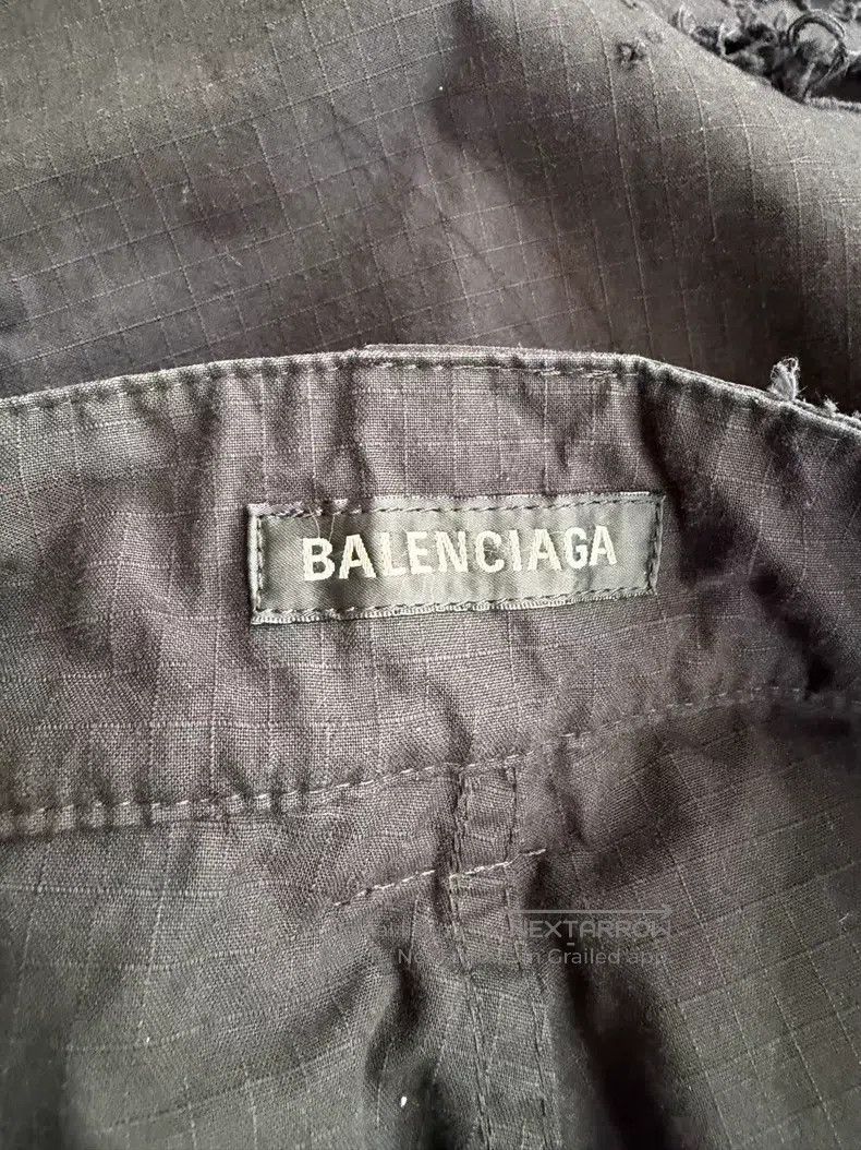 Balenciaga Balenciaga size XS Multi-layered destroyed cargo pants Size US 30 / EU 46 - 3 Thumbnail