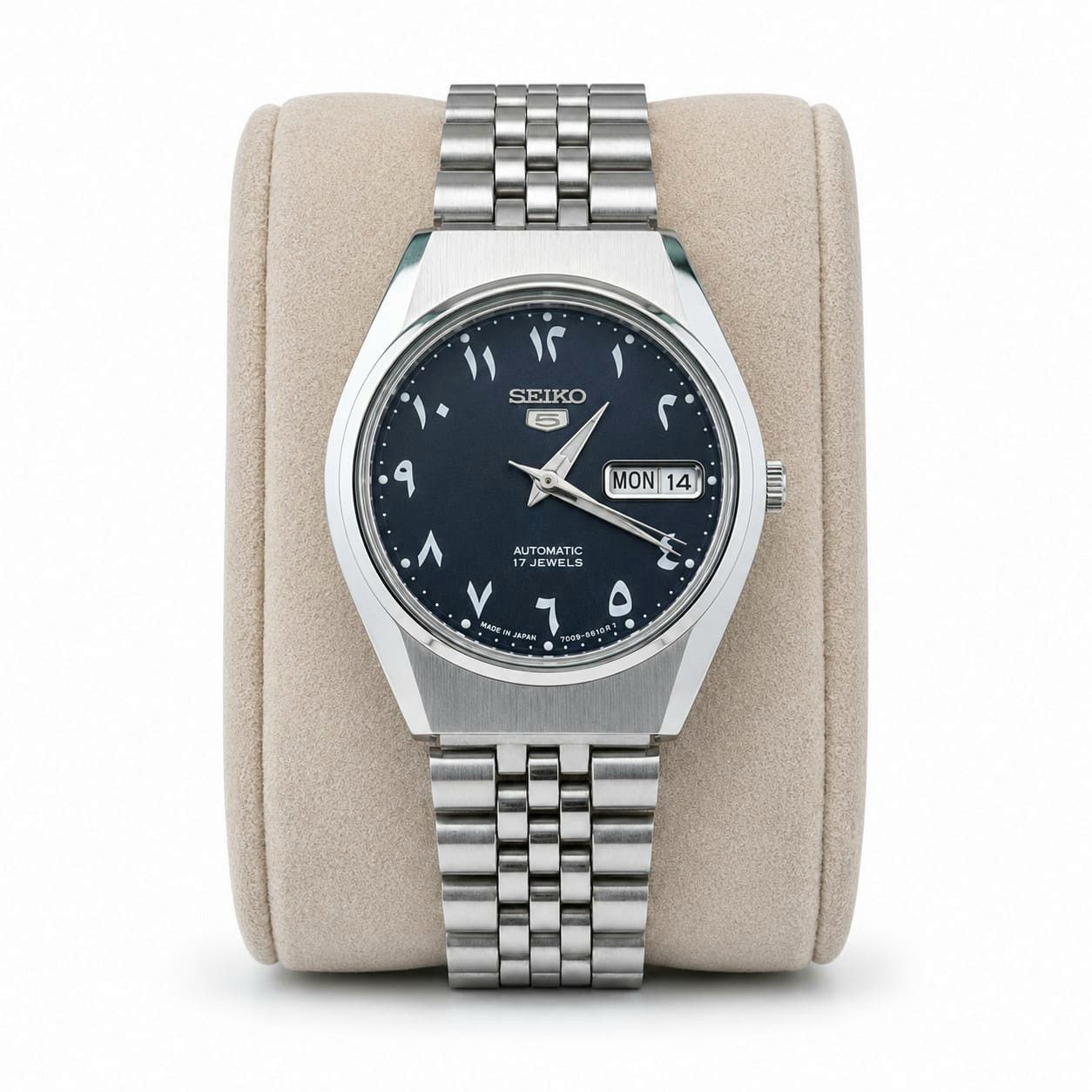 Seiko Elegant Men's Wrist Automatic Watch|Black Dial|Day-Date Size 36 - 1 Thumbnail