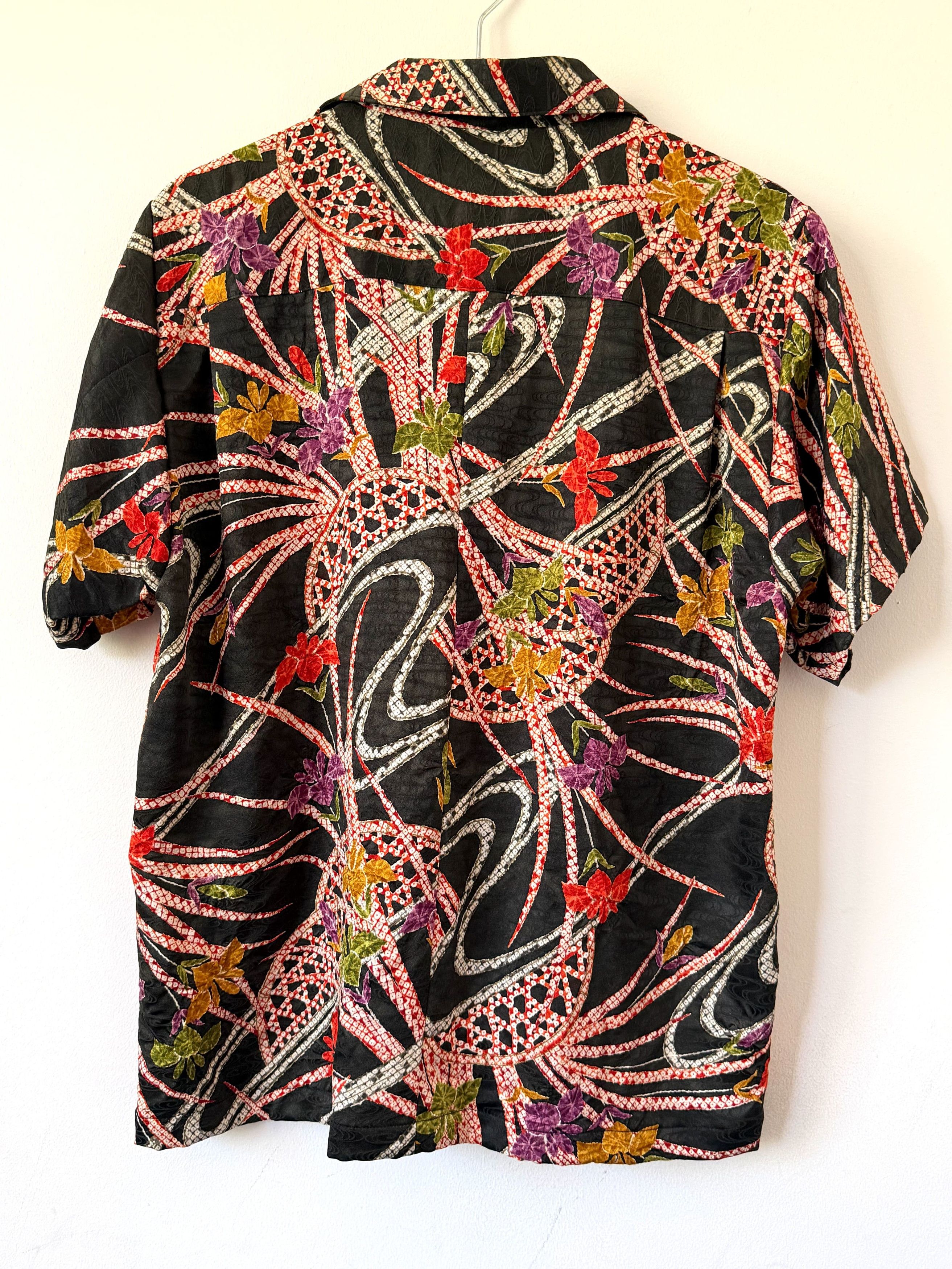 Japanese Brand Big Wave Vintage Kimono Silk Aloha Camp Shirt Geometric Size US XS / EU 42 / 0 - 5 Thumbnail