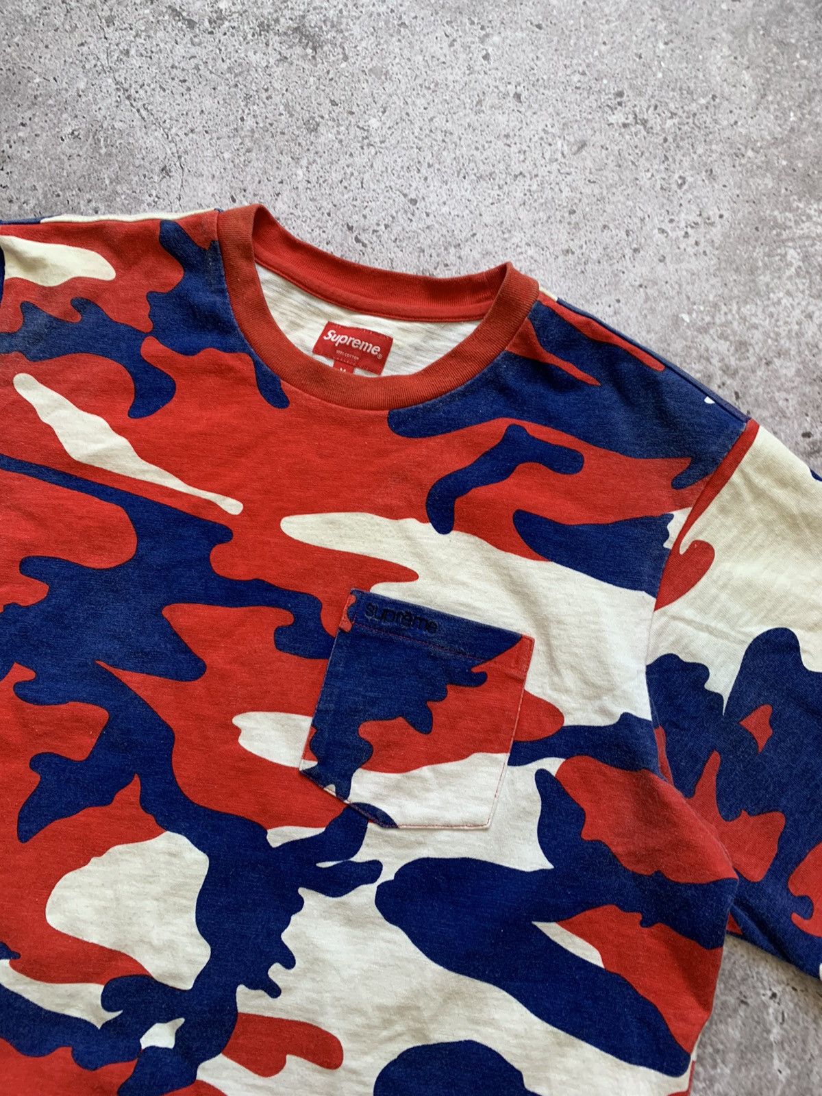 Supreme 🔥CRAZY SUPREME CAMO T-SHIRT TEE Size US M / EU 48-50 / 2 - 5 Thumbnail