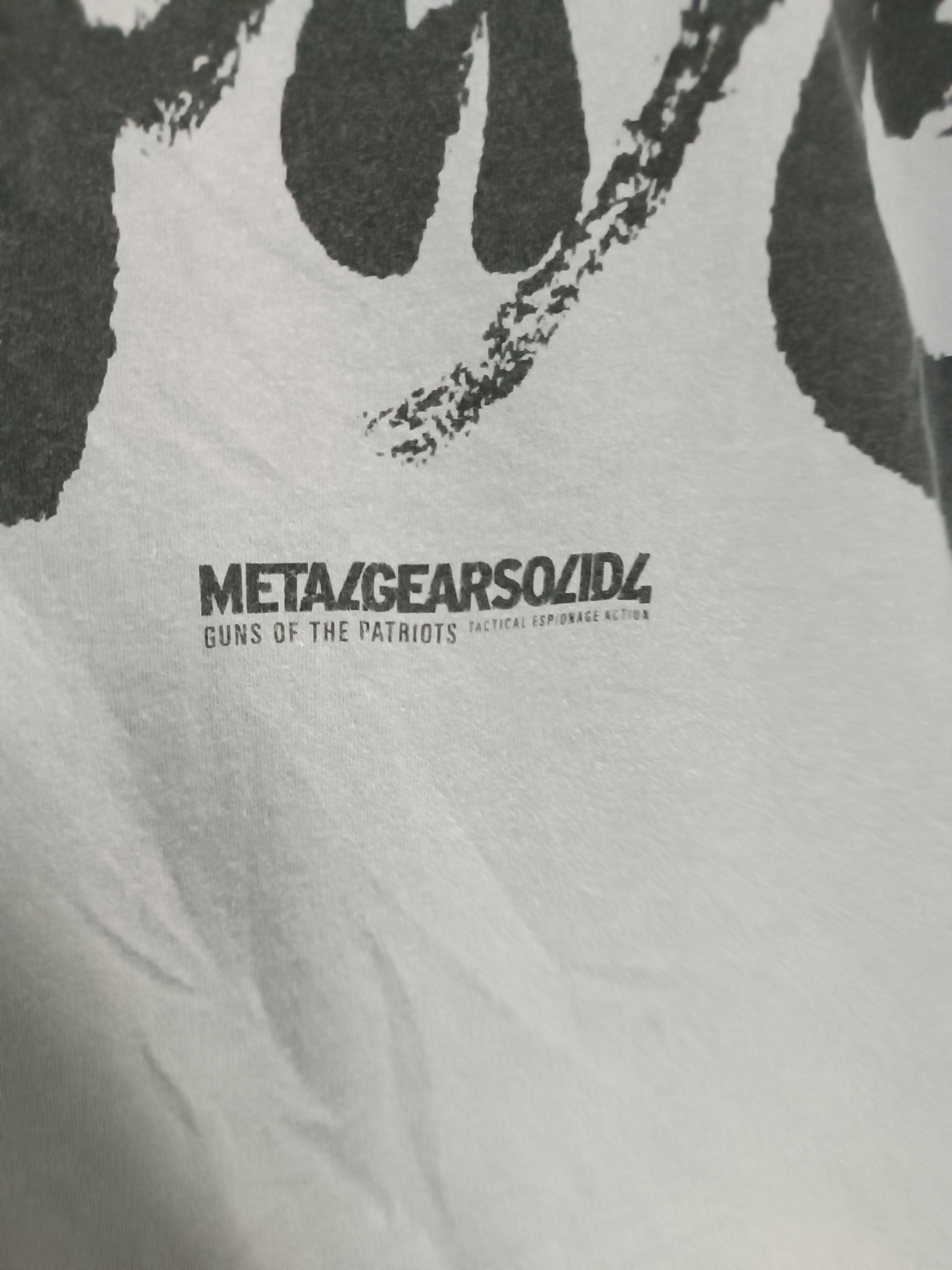Playstation VINTAGE FADED METAL GEAR SOLID 4 25TH ANN. VERY RARE TEE Size US L / EU 52-54 / 3 - 9 Thumbnail