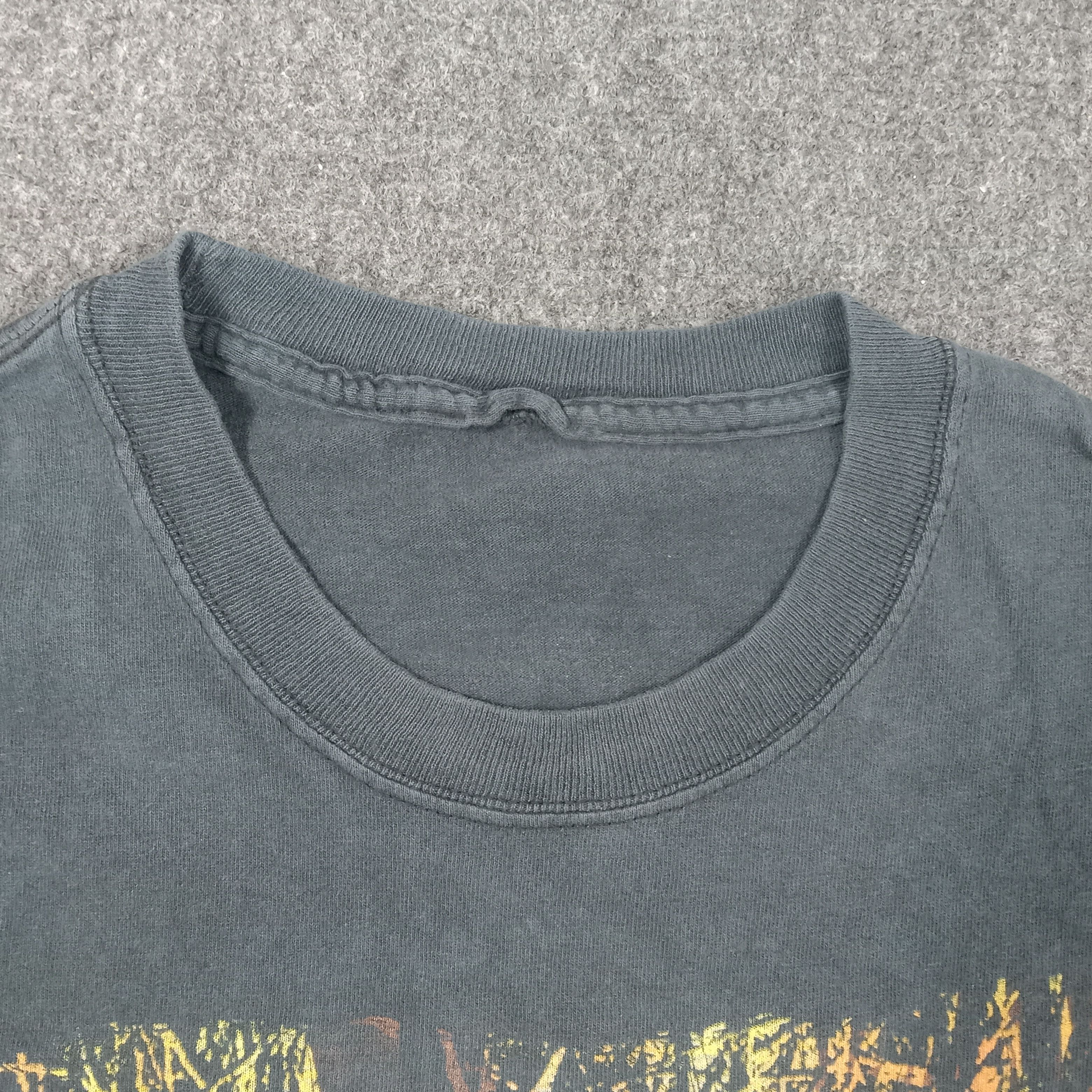 Band Tees × Vintage Trivium American Heavy Metal Band Tshirt Size US L / EU 52-54 / 3 - 3 Thumbnail