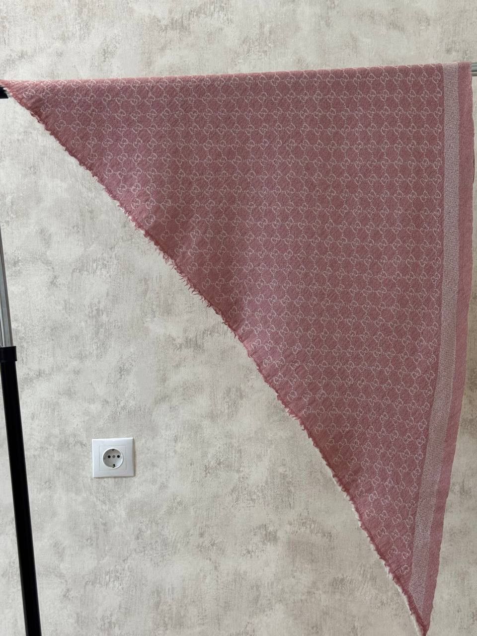 Gucci Gucci Wool Pink Scarf Size ONE SIZE - 2 Thumbnail