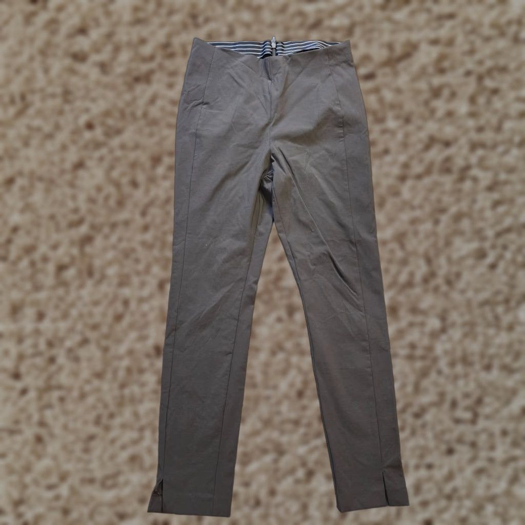 Athleta Athleta Pants Womens 4 Black Skinny Pull On Stretchy Athleisure Casual Pants City Dresscode? Size 27" / US 4 / IT 40 - 1 Thumbnail