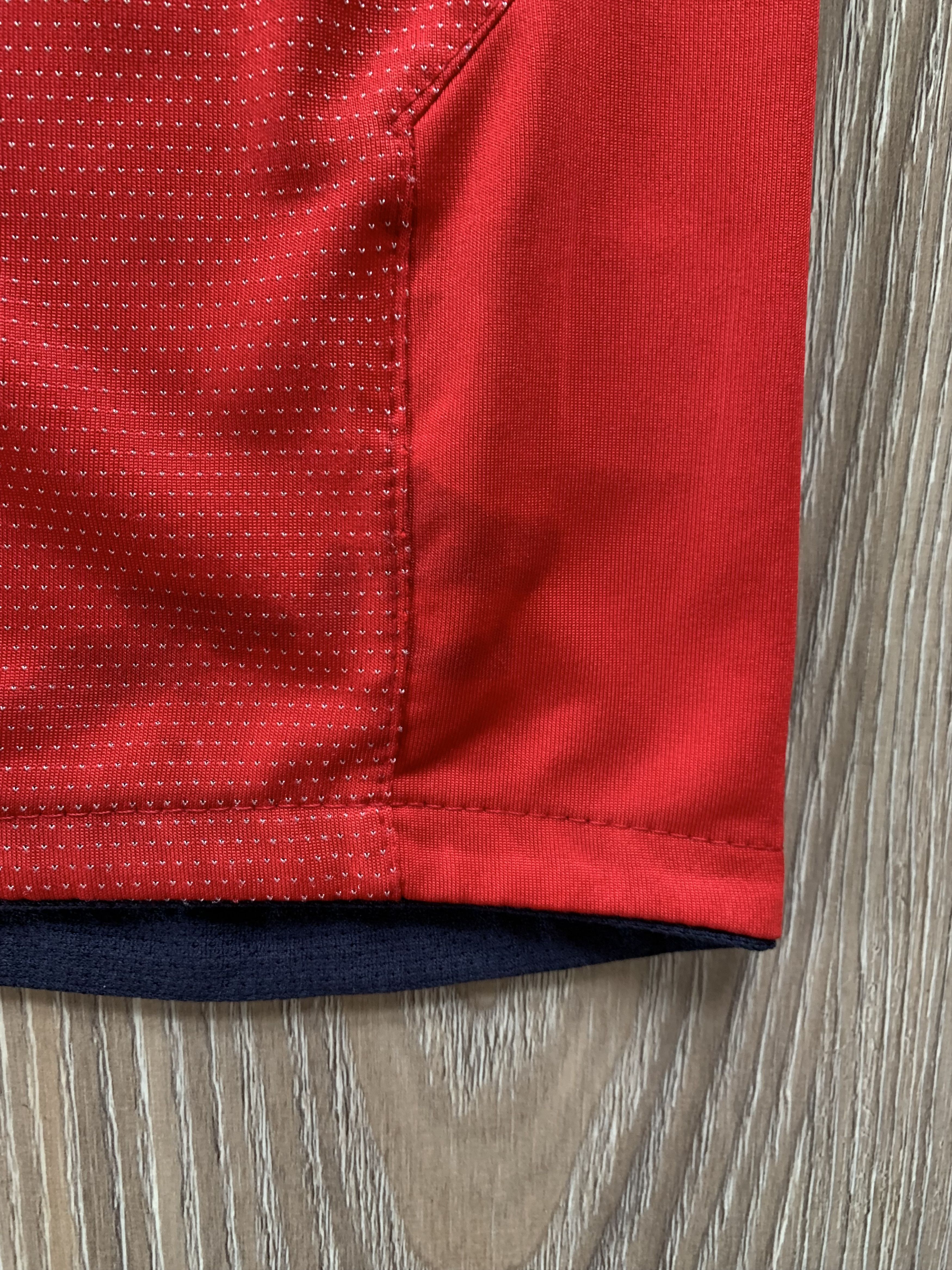 Umbro Vintage Umbro England Away Soccer Jersey 2004-2006 Size US S / EU 44-46 / 1 - 7 Thumbnail