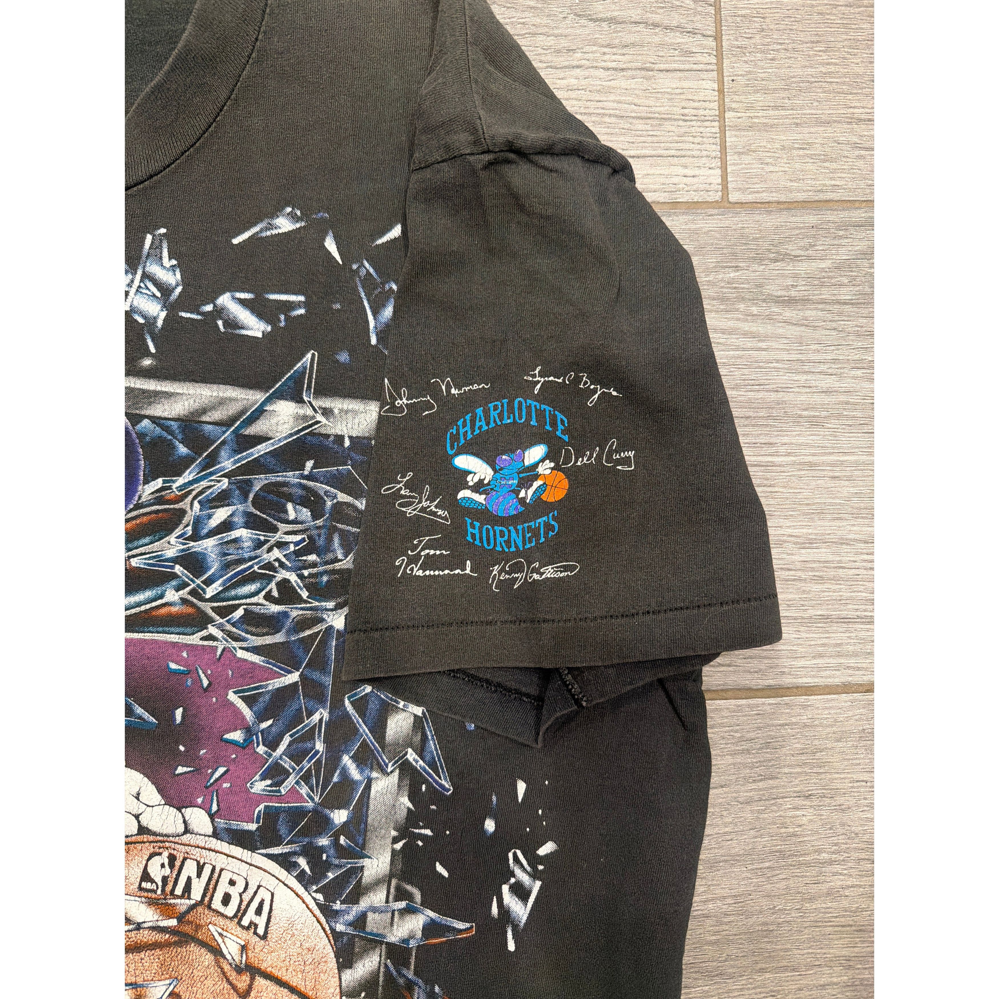 Other 90s Charlotte Hornets Shattered Backboard Anvil XL T-Shirt Size US XL / EU 56 / 4 - 4 Thumbnail
