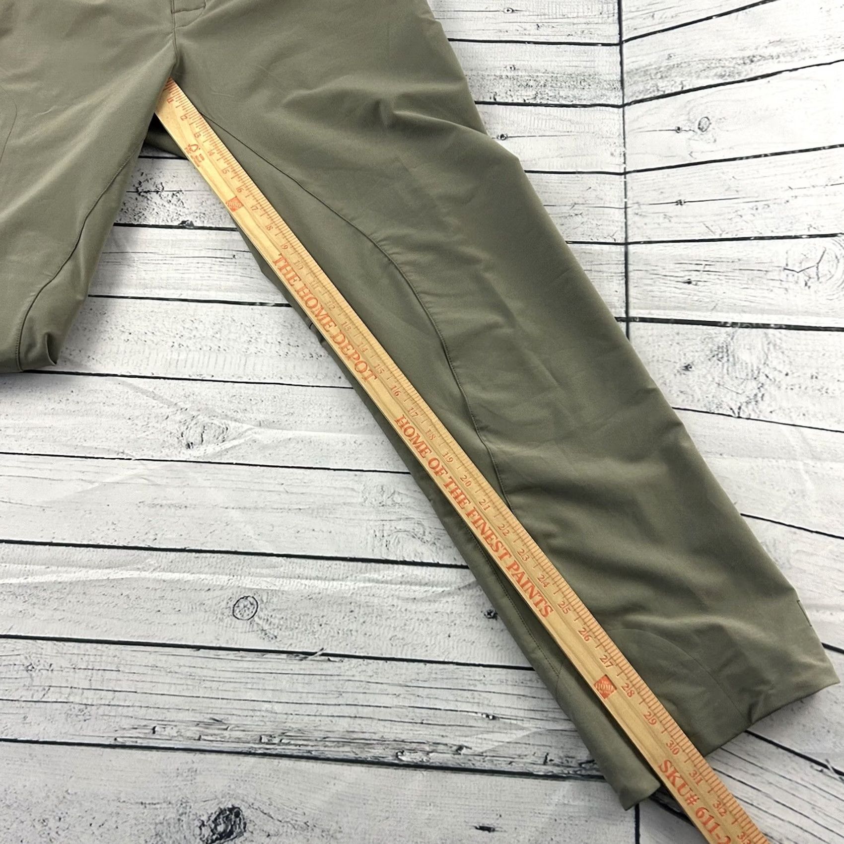Vintage REI Hiking Pants Men L 32" Inseam Khaki Beige Green Nylon Poly Shirt/Khakis Mens Size US 33 - 5 Thumbnail